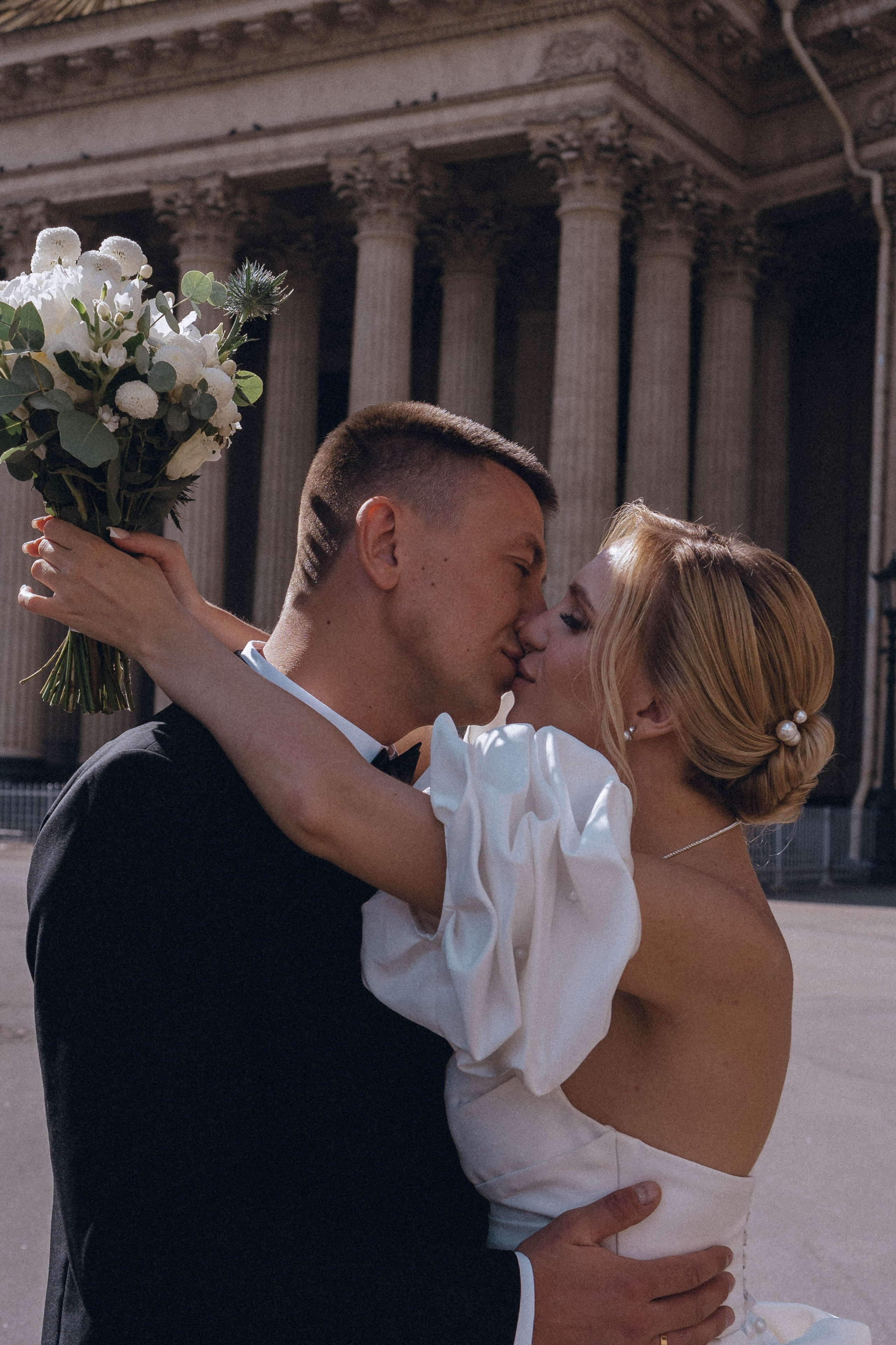 СВАДЕНБНАЯ СЬЕМКА НА КАТЕРЕ ПО КАНАЛАМ САНКТ-ПЕТЕРБУРГА И В АКВАТОРИИ НЕВЫ. Профессиональный фотограф, Санкт-Петербург — Виктория Богомолова