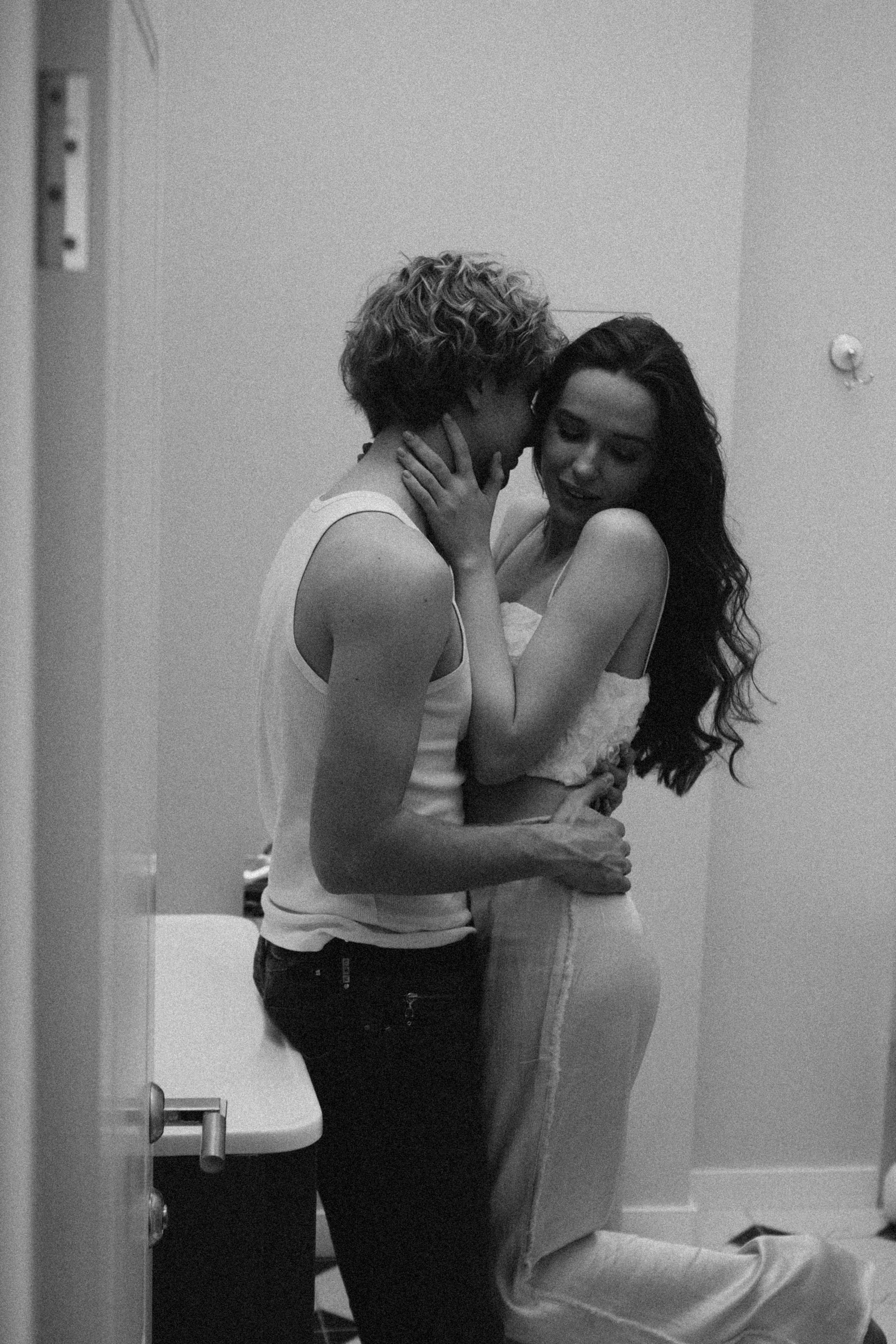 СВАДЕБНАЯ СЬЕМКА В ОТЕЛЕ. СБОРЫ ЖЕНИХА И НЕВЕСТЫ И ТАКЖЕ ТОР И ПОДГОТОВКА К ПРОГУЛКЕ. Профессиональный фотограф, Санкт-Петербург — Виктория Богомолова