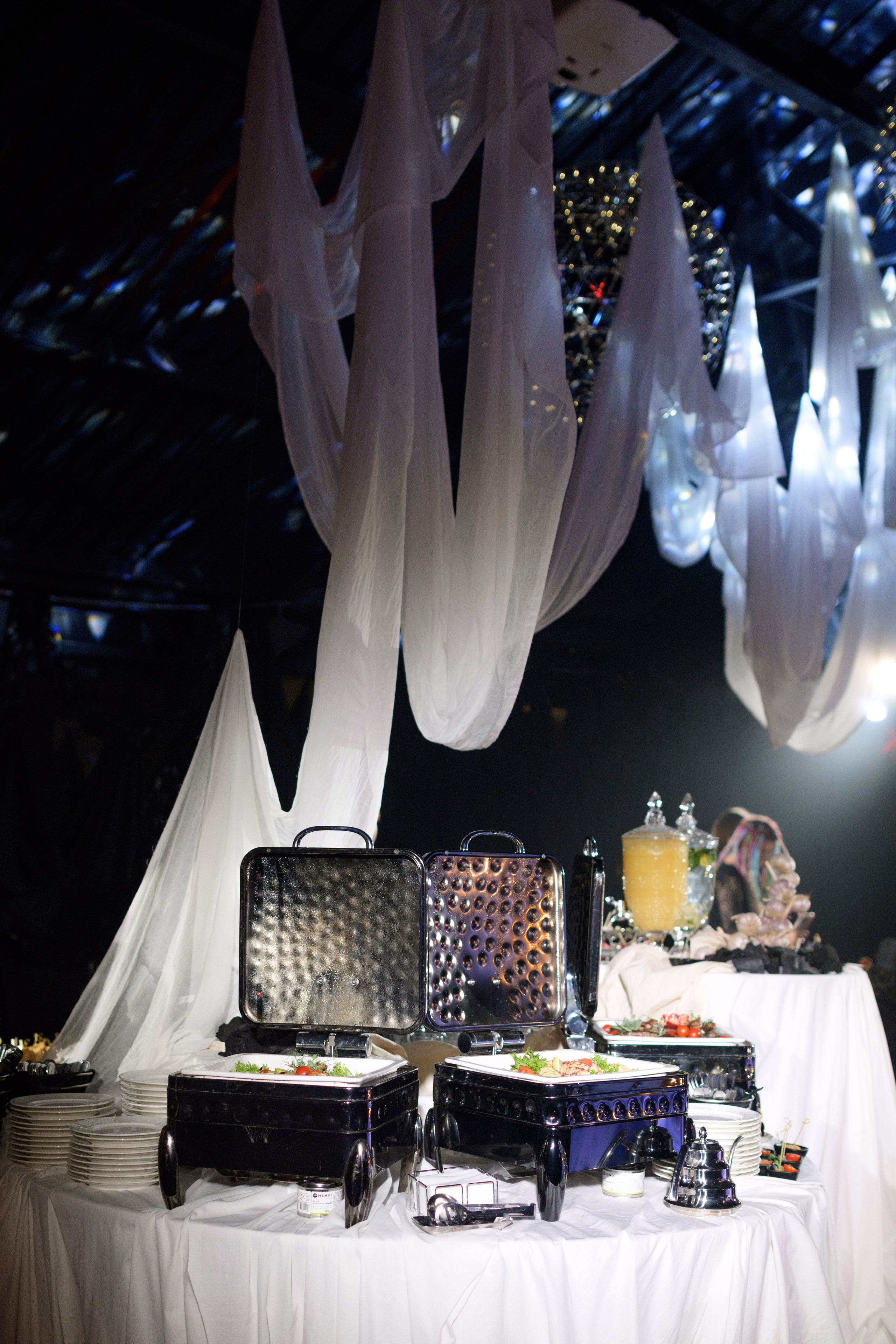 Decor by Favorite catering. Свадебный фотограф в Минске