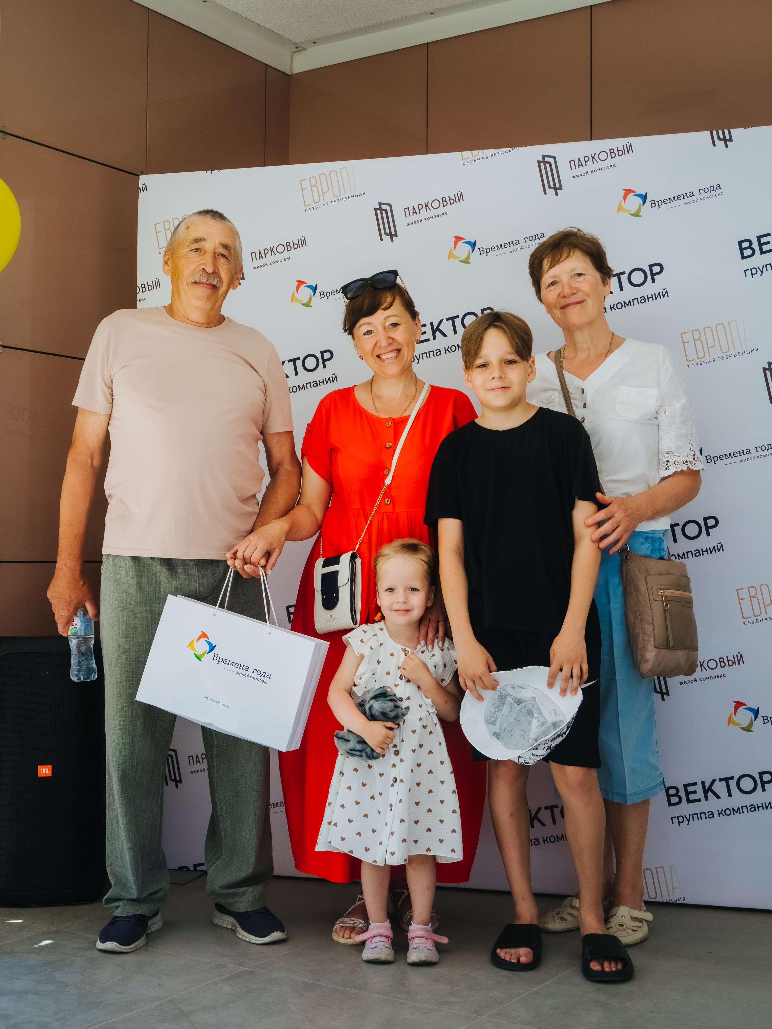 Репортаж. АНАПА ФОТОСТУДИЯ № 13