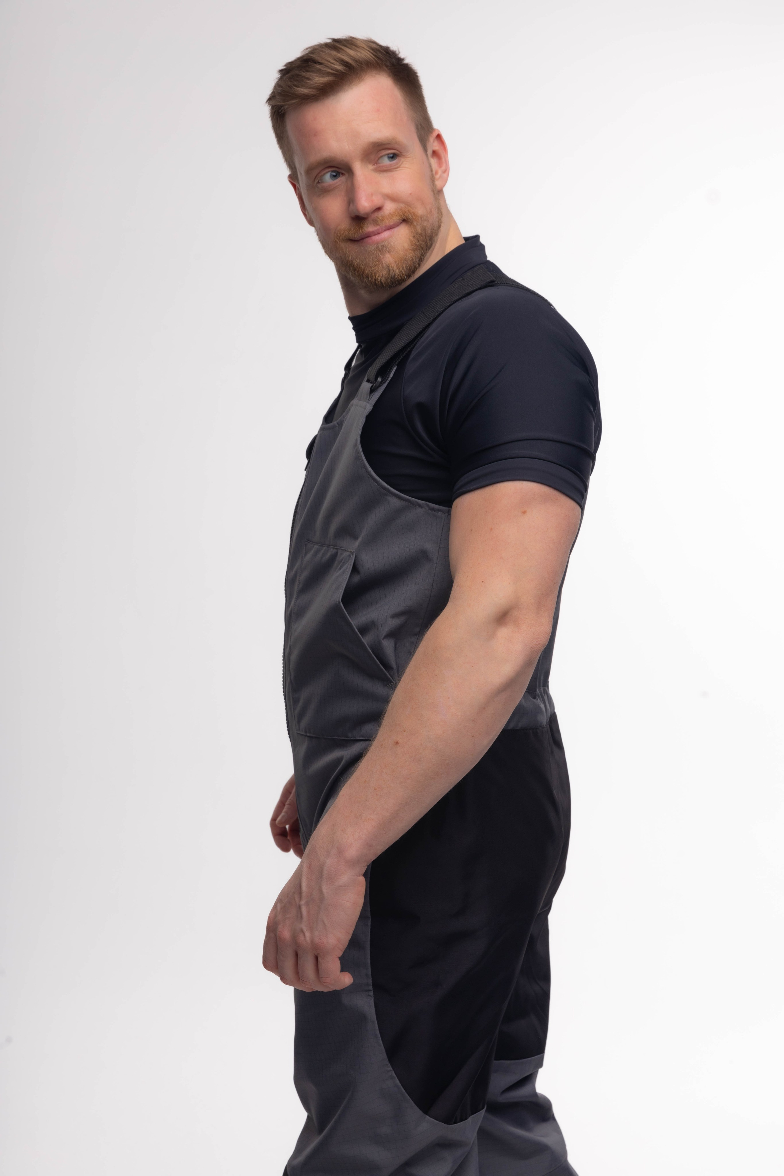 Павел, 187 см, 52-54 р-р. KED Production — продакшн из СПб. Создаём фото, видео и контент, который помогает брендам и селлерам продавать больше