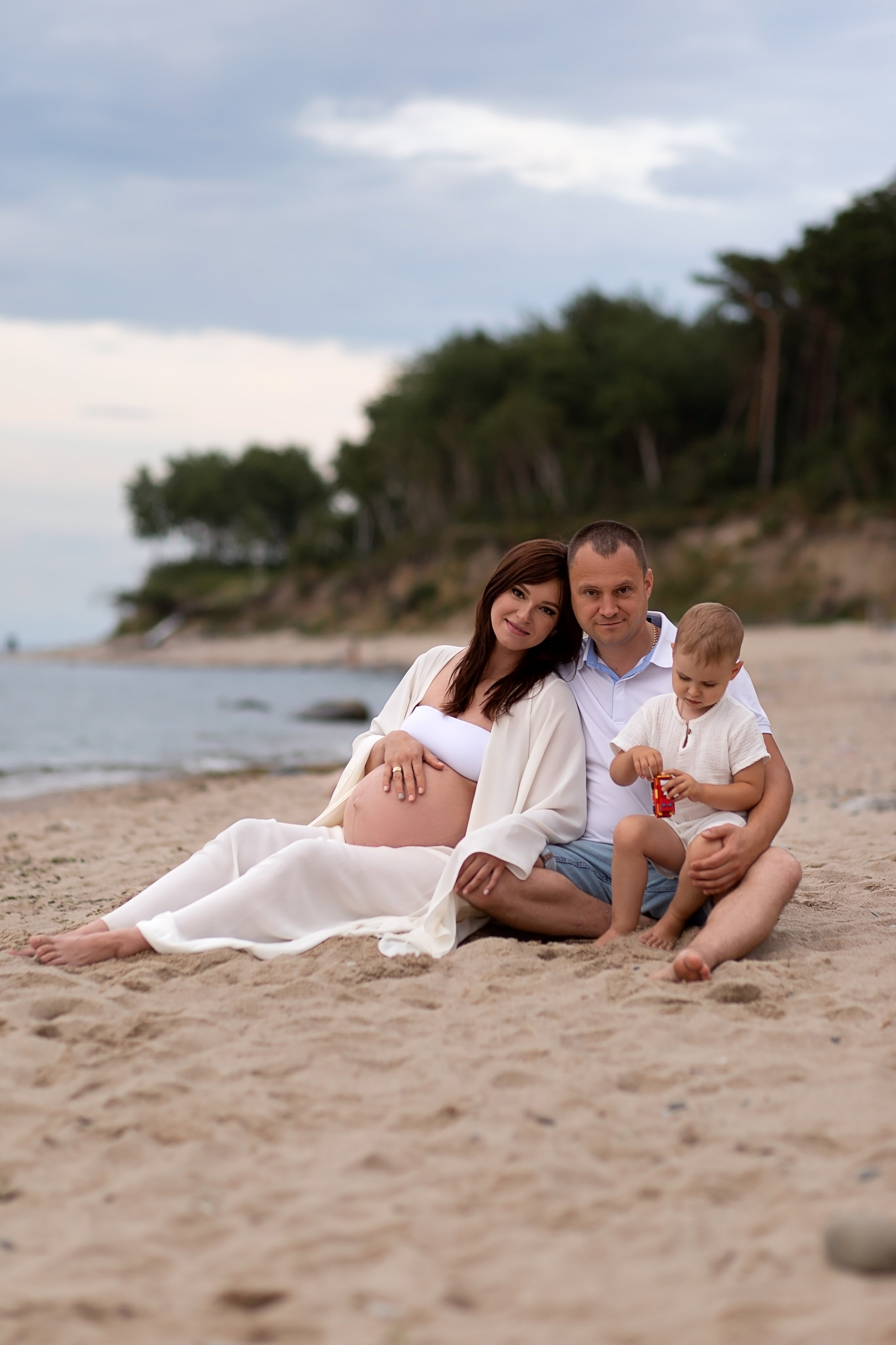 Александр, Анна и Даня. Главная