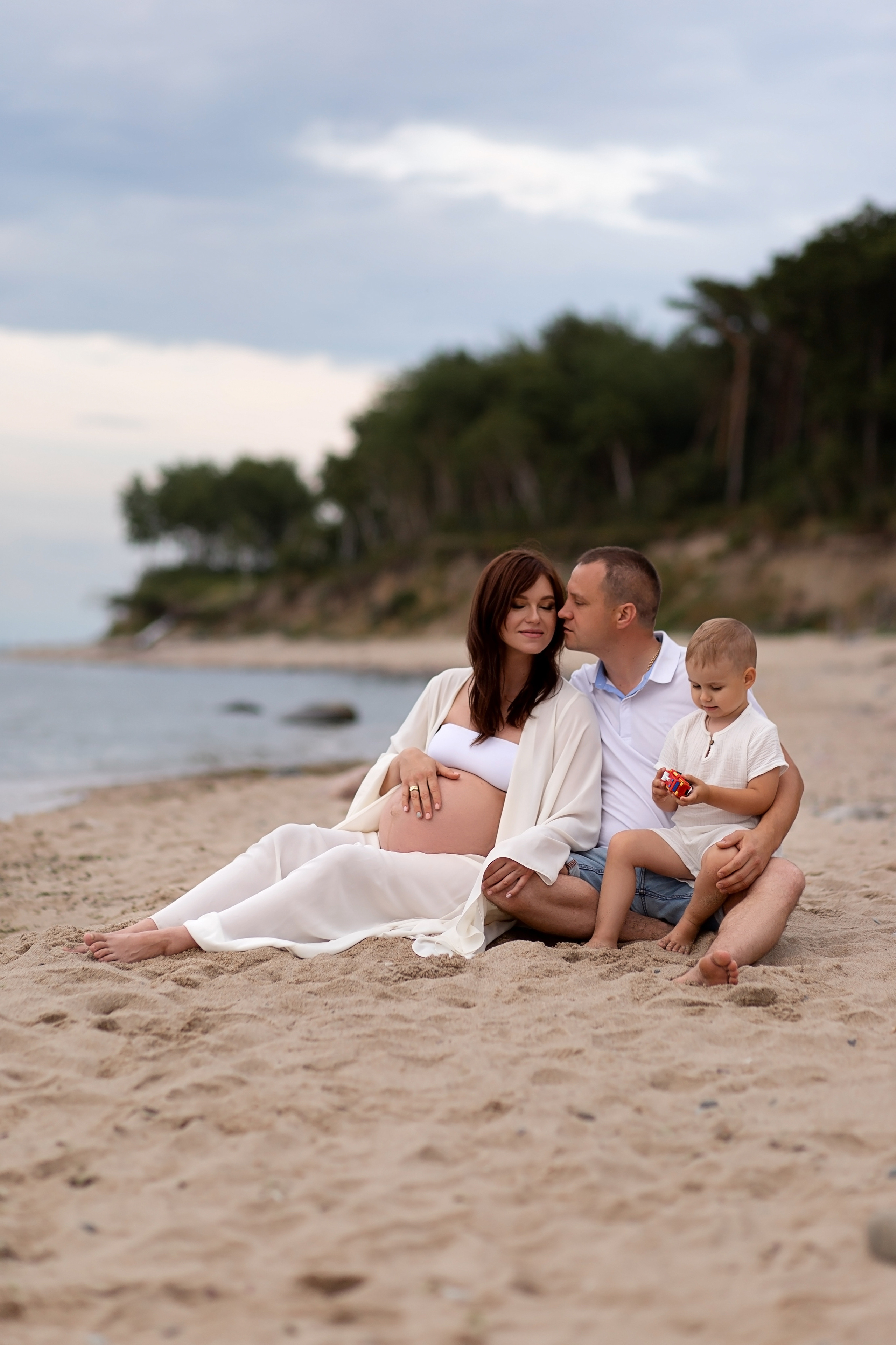 Александр, Анна и Даня. Главная