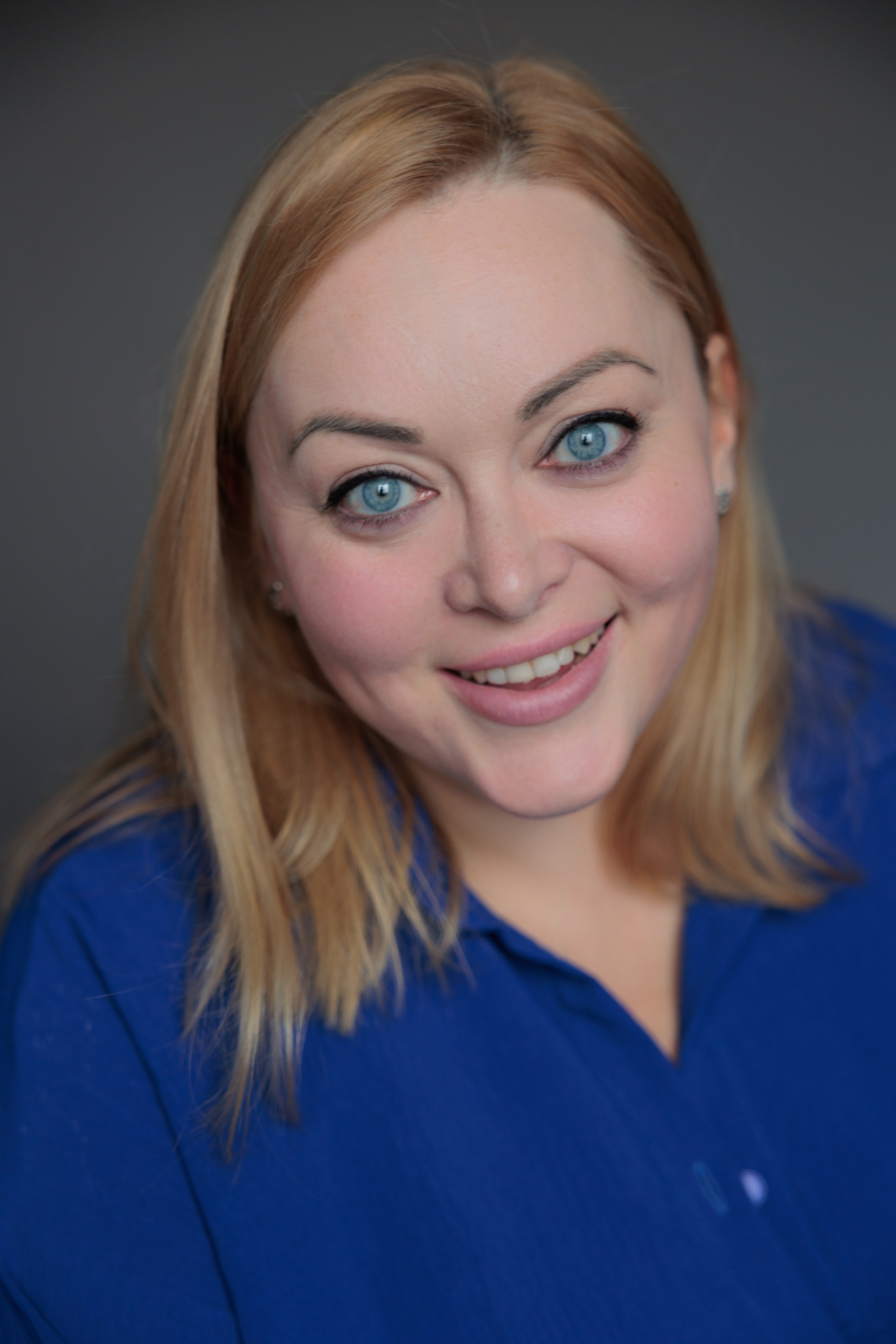 ОЛЕСЯ. Я фотограф из Москвы к Вашим услугам