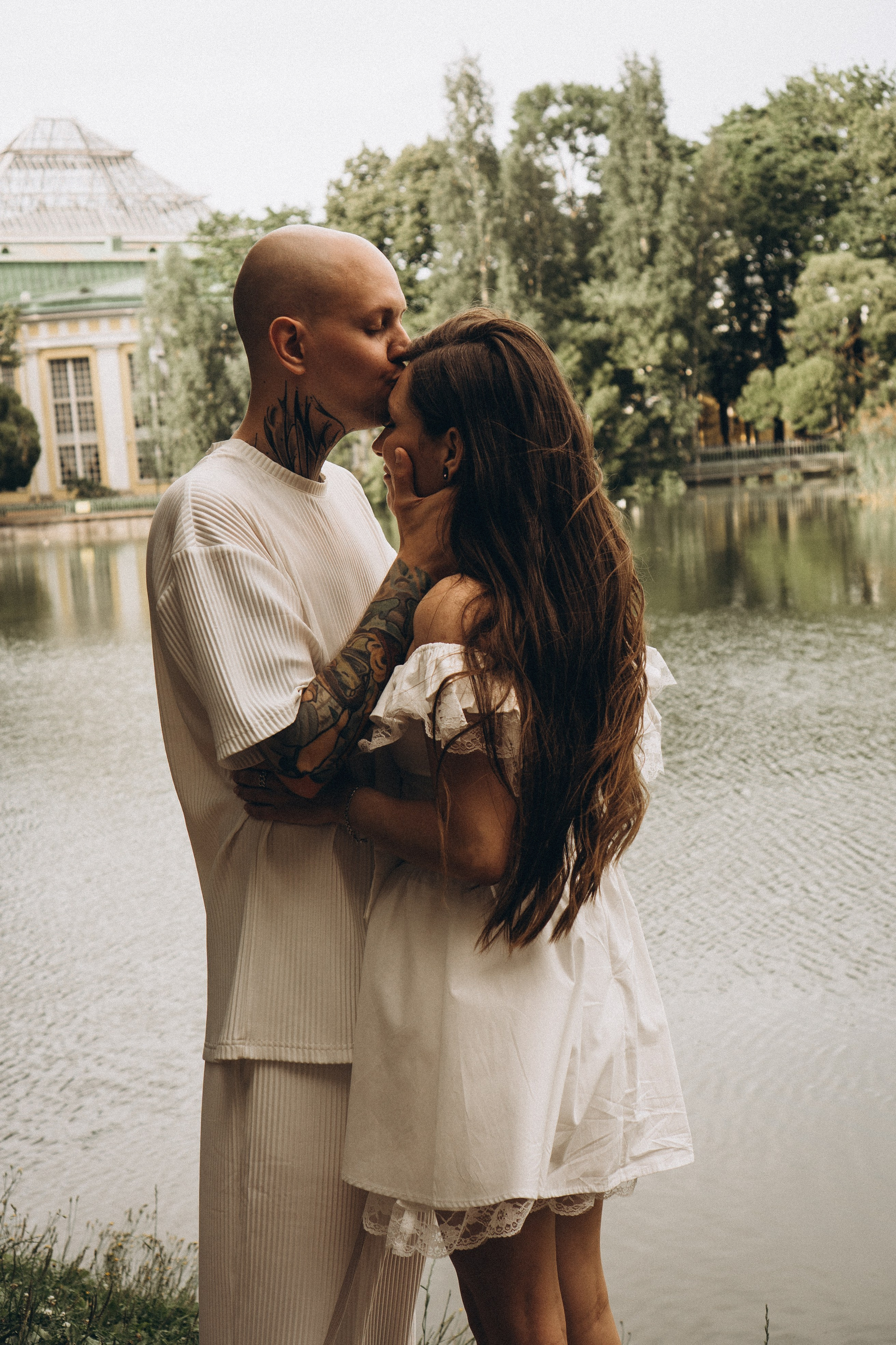 СВАДЕБНАЯ ПРОГУЛКА ПО ТАВРИЧЕСКОМУ САДУ И НЕВСКОЙ РАТУШЕ. Профессиональный фотограф, Санкт-Петербург — Виктория Богомолова