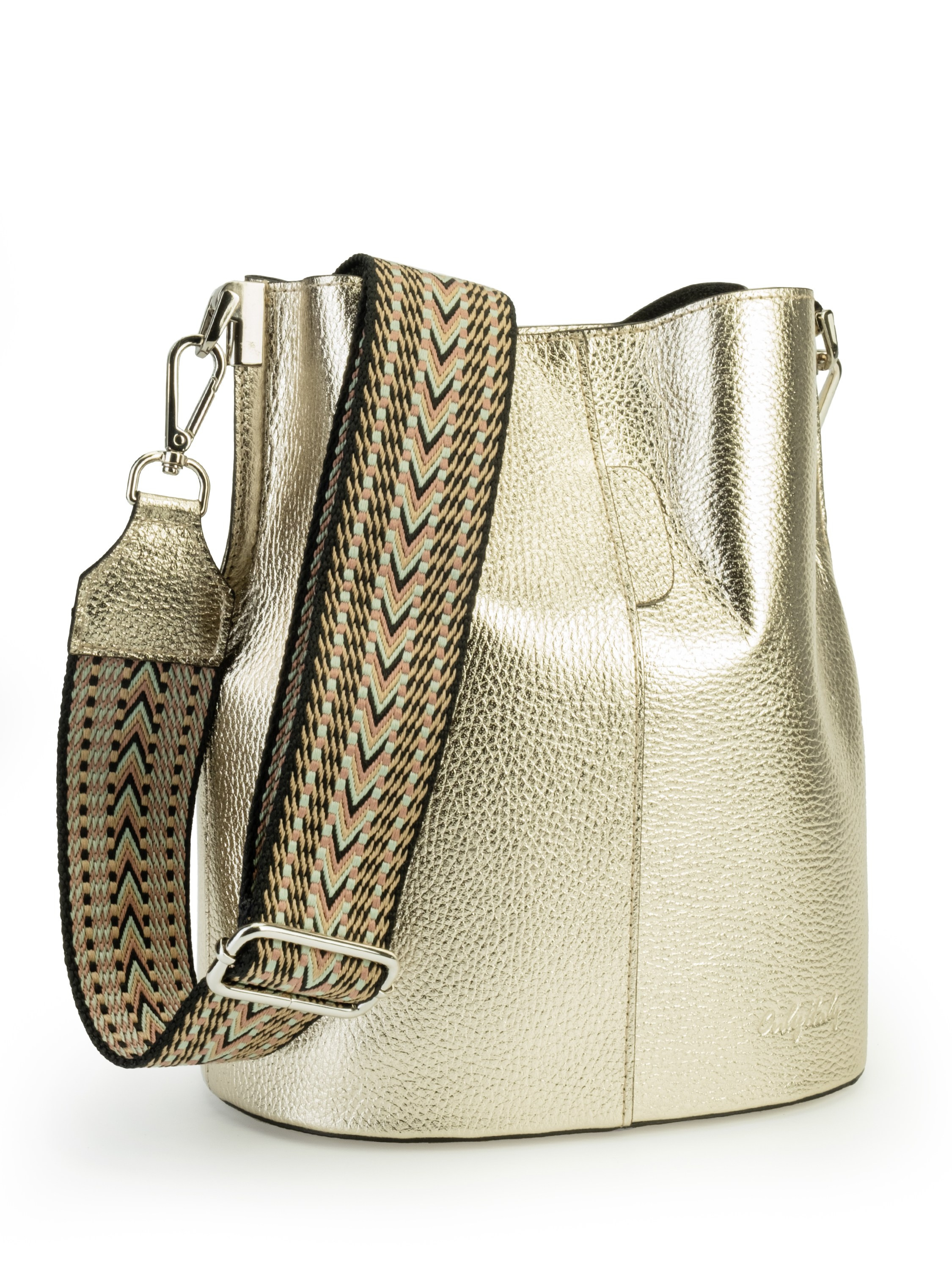 Предметная съёмка для маркетплейсов | Сумки. Предметный фотограф в Симферополе Антон Катунин