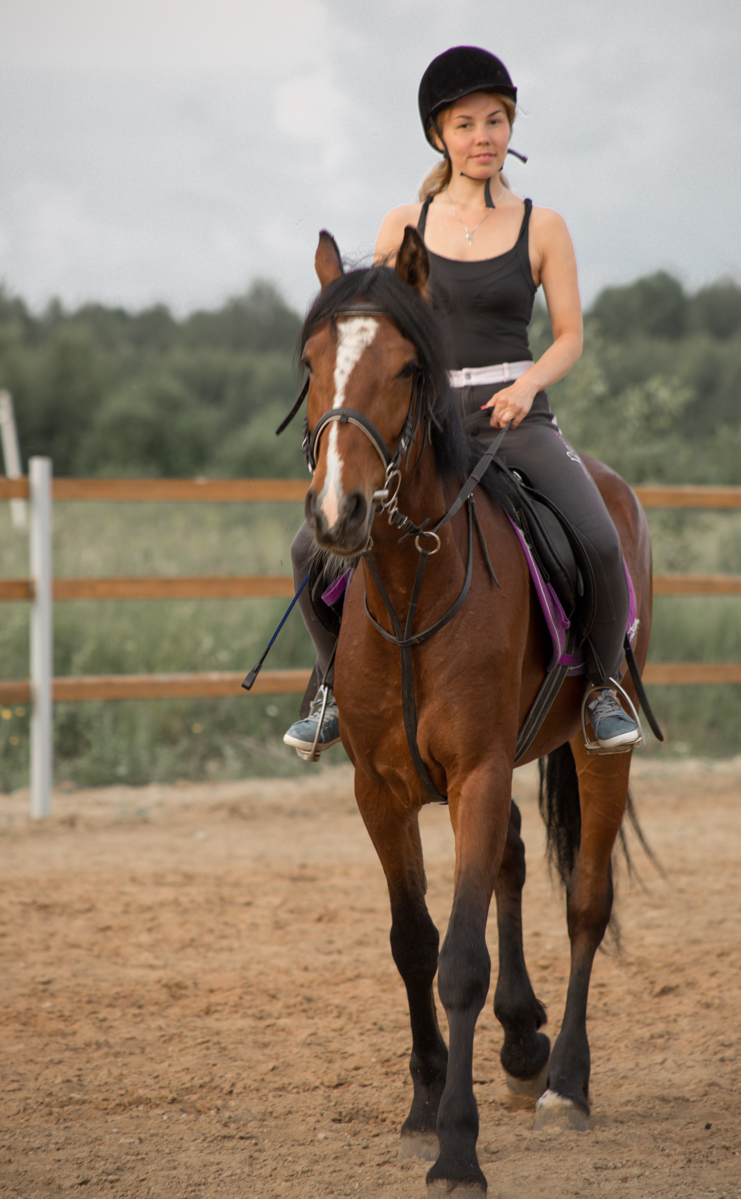 Лена в студии и на природе. Фотограф Пермь. Фотосессия в фотостудии Перми и на свежем воздухе