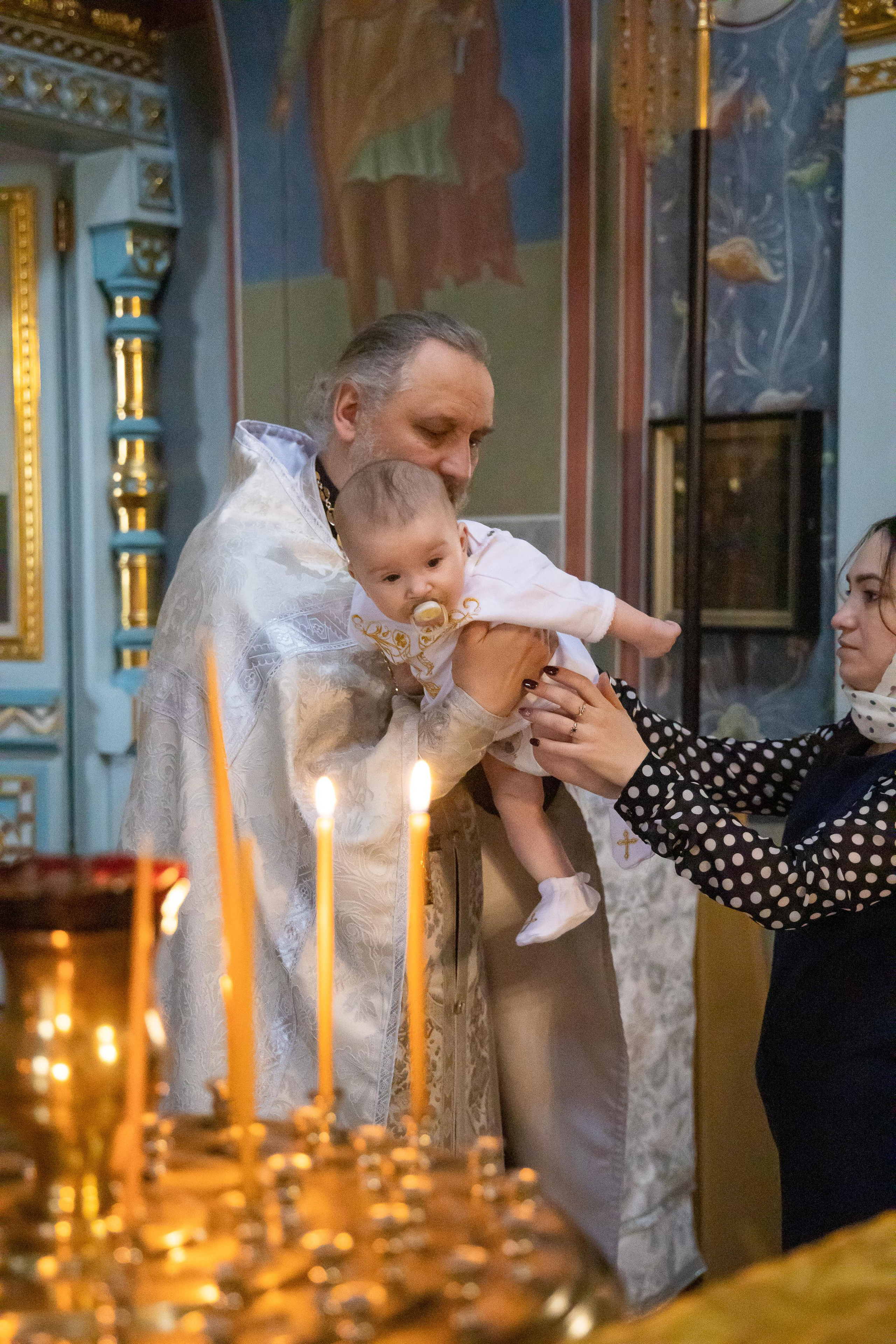Крестины. Семейный и детский фотограф в городе Подолск МО Крылова Ирина