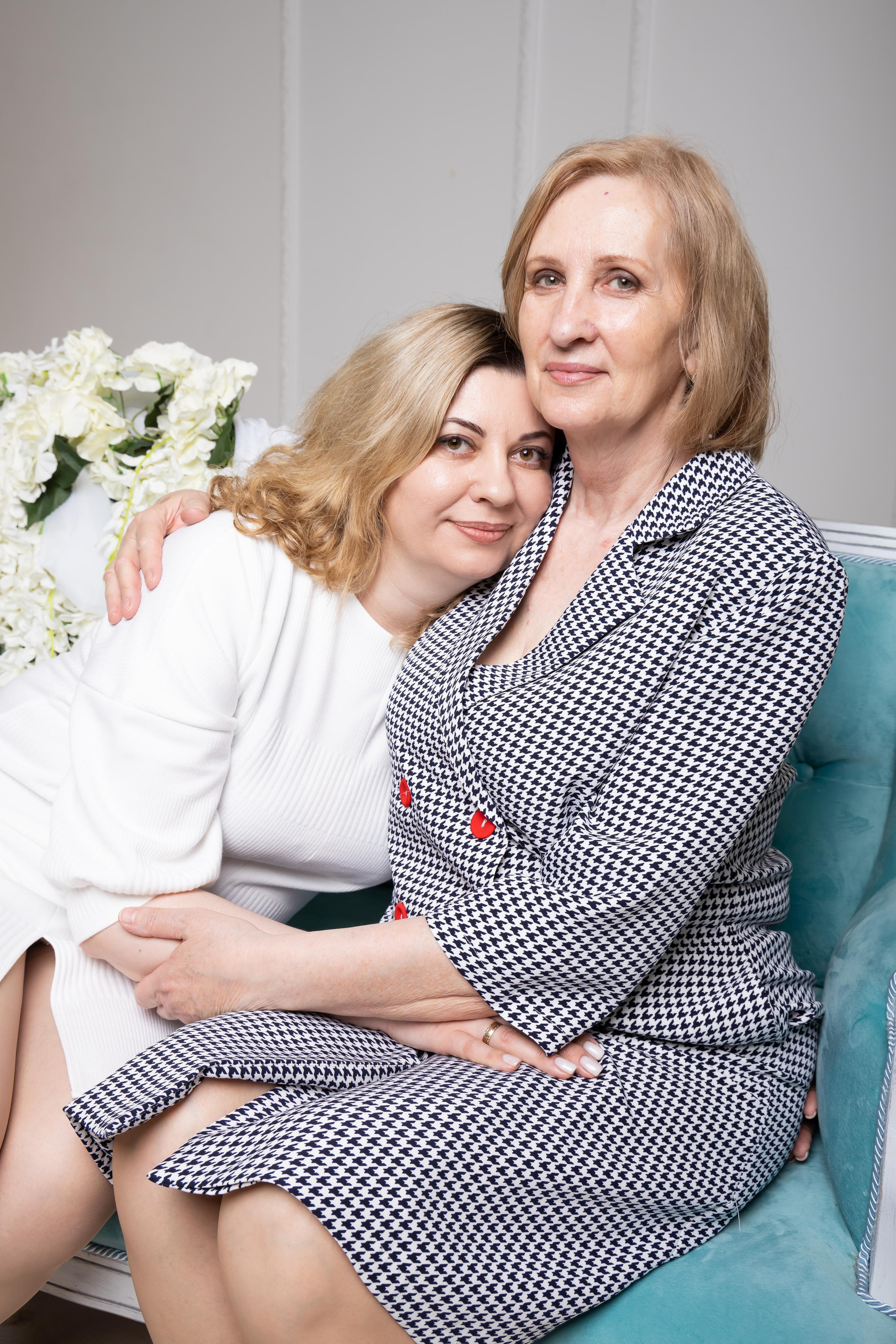 Мама и доченьки. Свадебный фотограф в городе Подольск МО и Москва Крылова Ирина