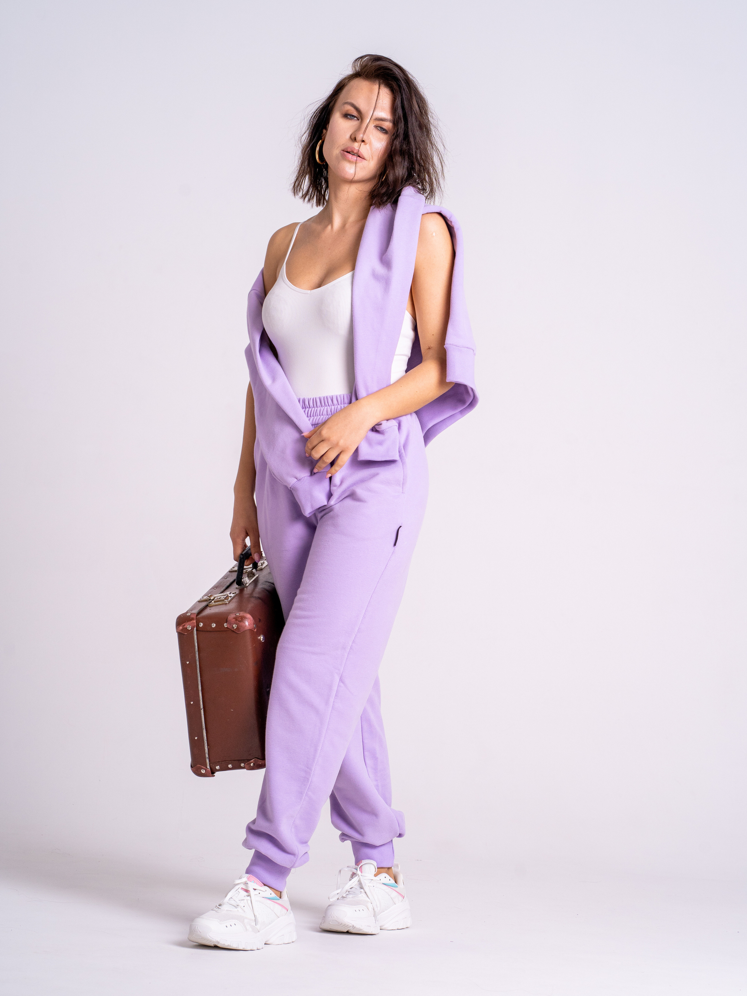 Съёмка одежды. Предметное видео для маркетплейсов и брендов