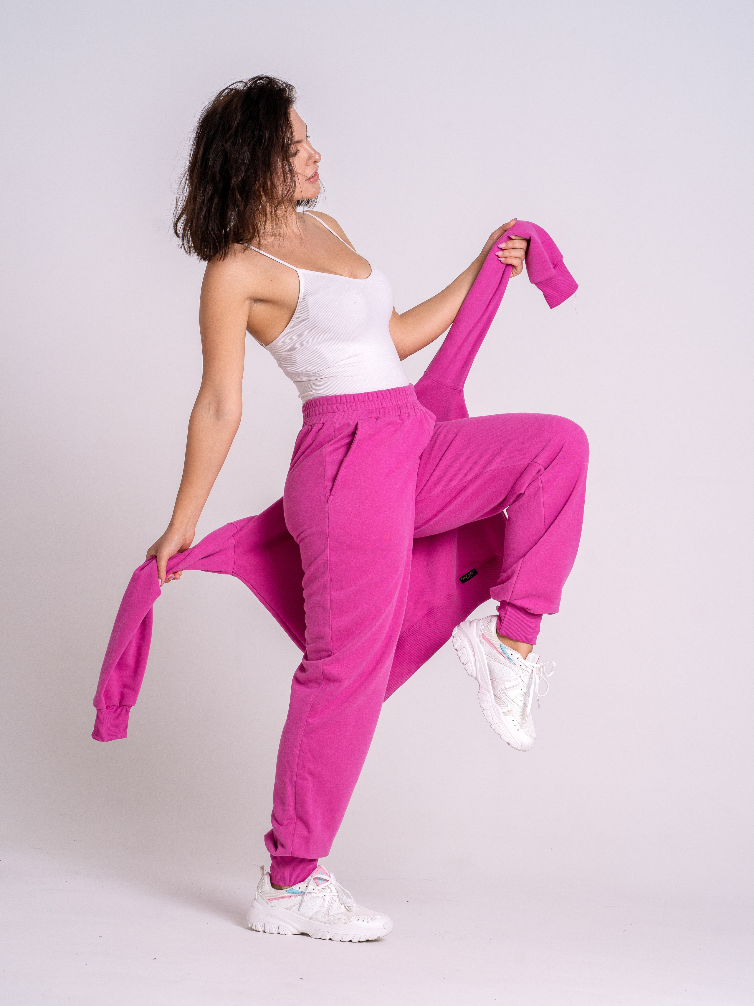 Съёмка одежды. Предметное видео для маркетплейсов и брендов