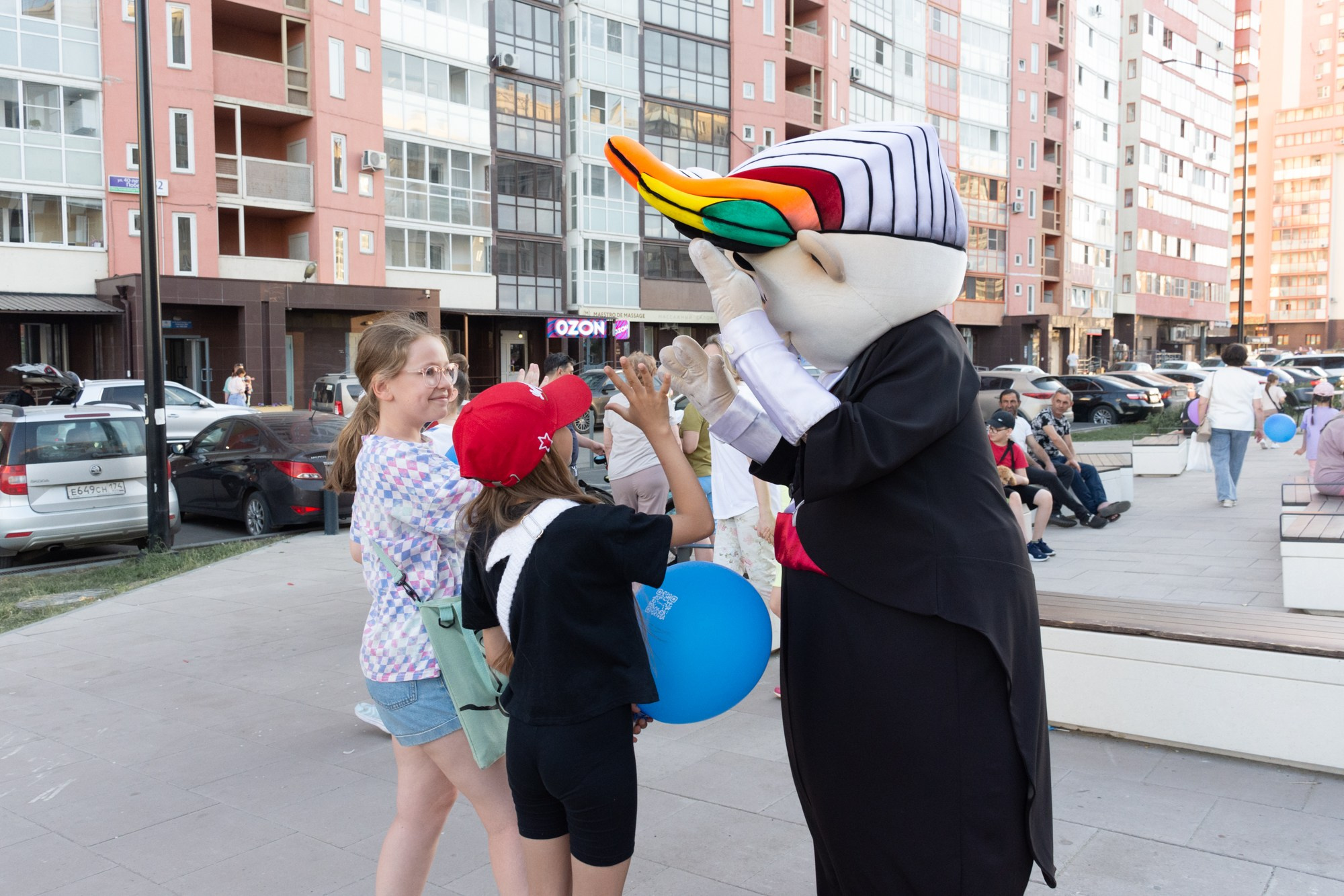 Фестиваль современного исполнительского искусства (Сквер Академ Риверсайд). Фотограф Максим Буряк