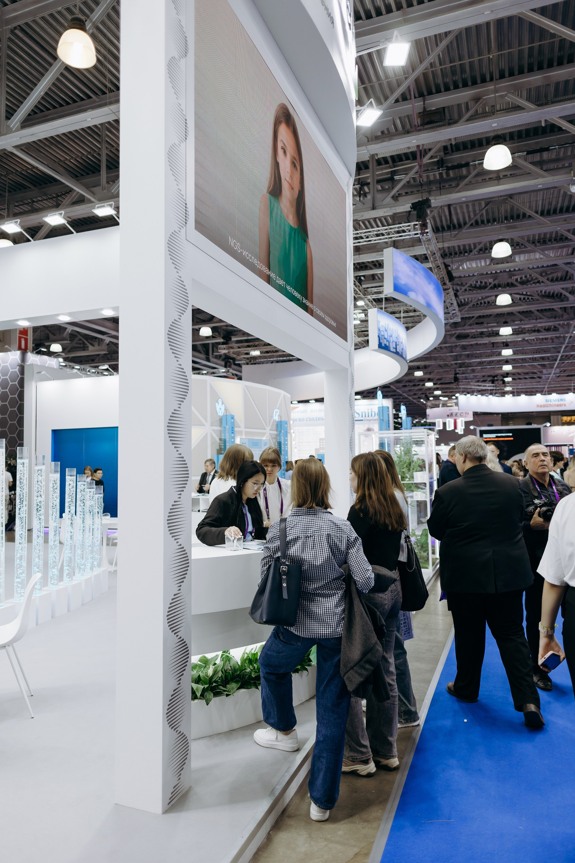 ТестГен. Репортажный и свадебный фотограф в Москве Лена Таращенко