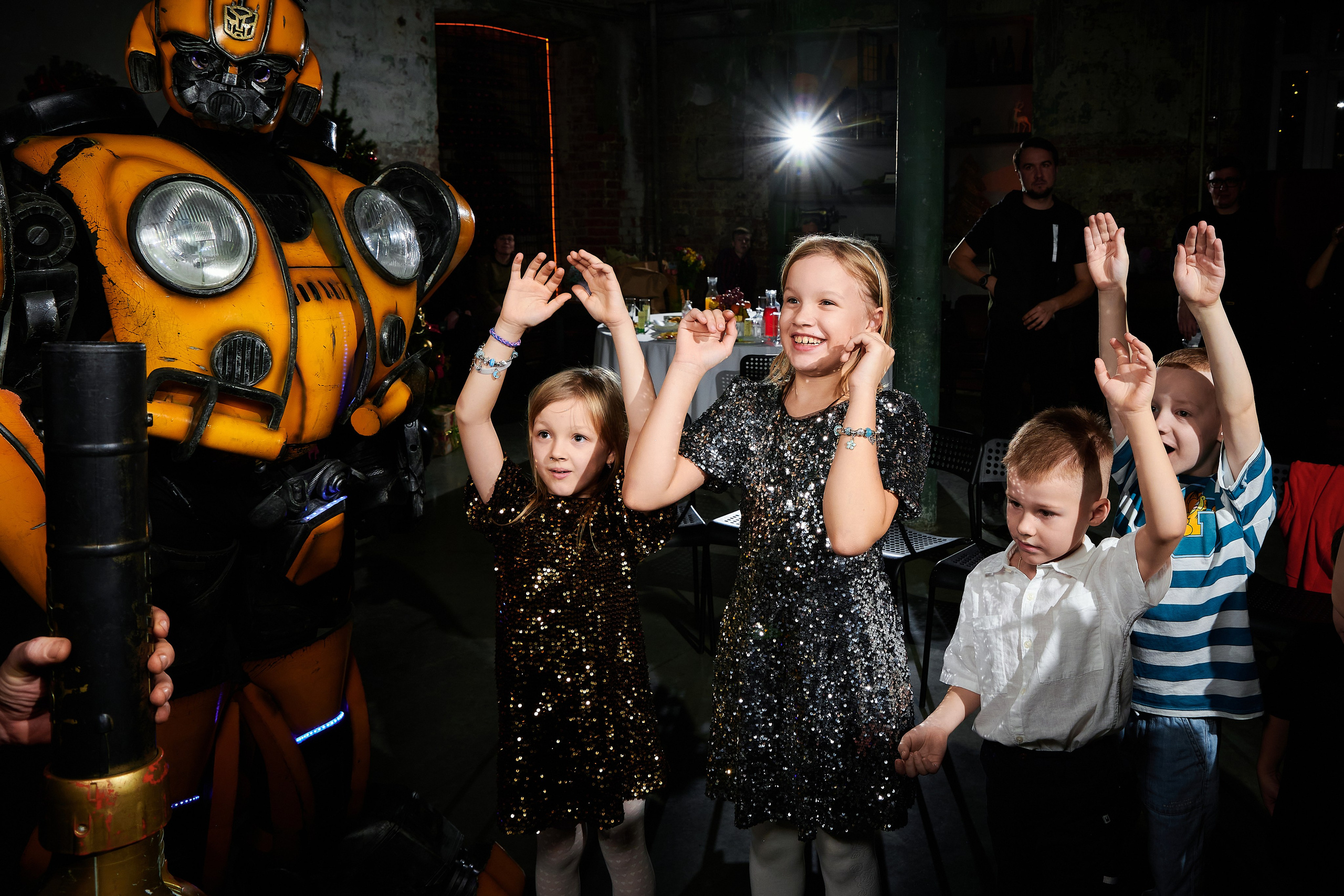 Шоу Трансформеров. Goganaft.ru — Репортажный фотограф в Москве Георгий Коненков