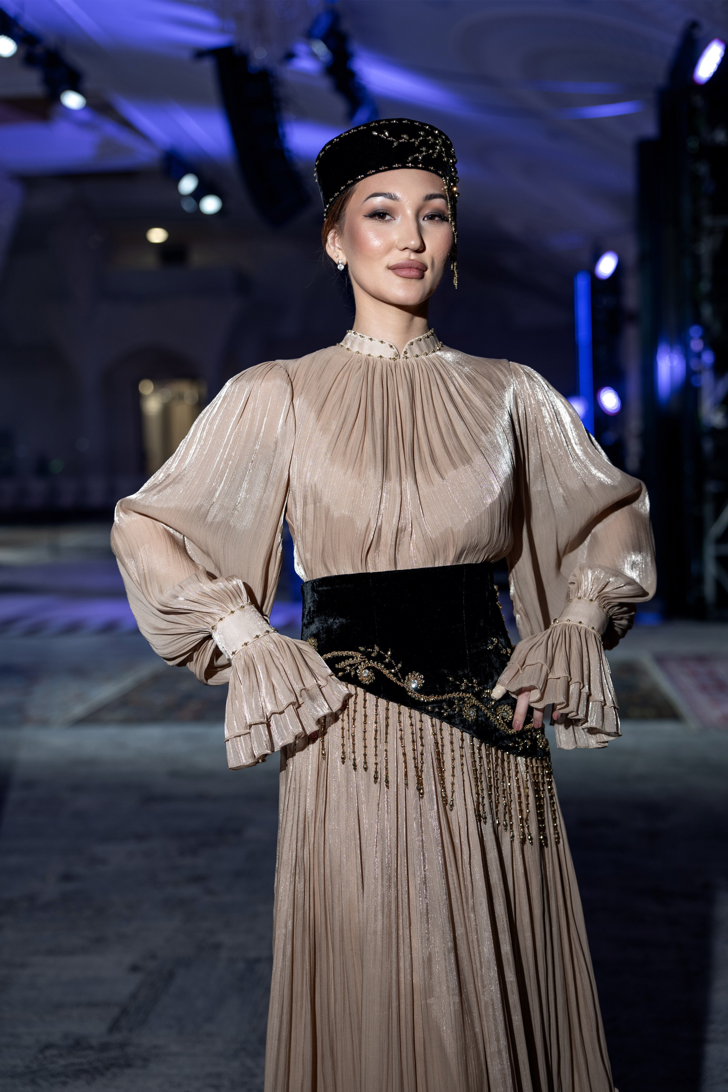 Backstage. Сайт Алматинского НЮ АРТ, будуар и фэшн фотографа Дениса Карпенко