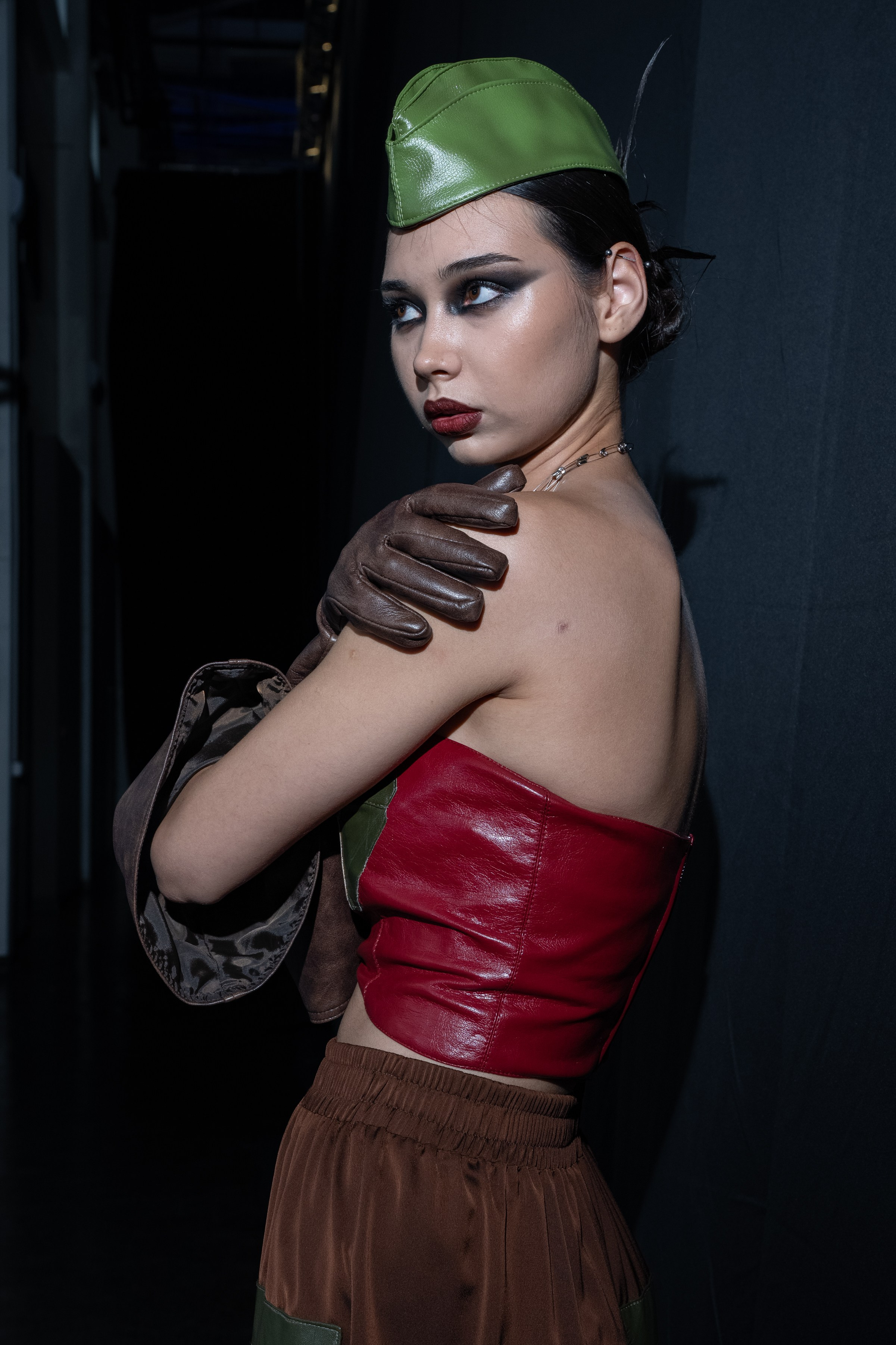 Visa Fashion week Almaty Backstage Day 3. Сайт Алматинского НЮ АРТ, будуар и фэшн фотографа Дениса Карпенко