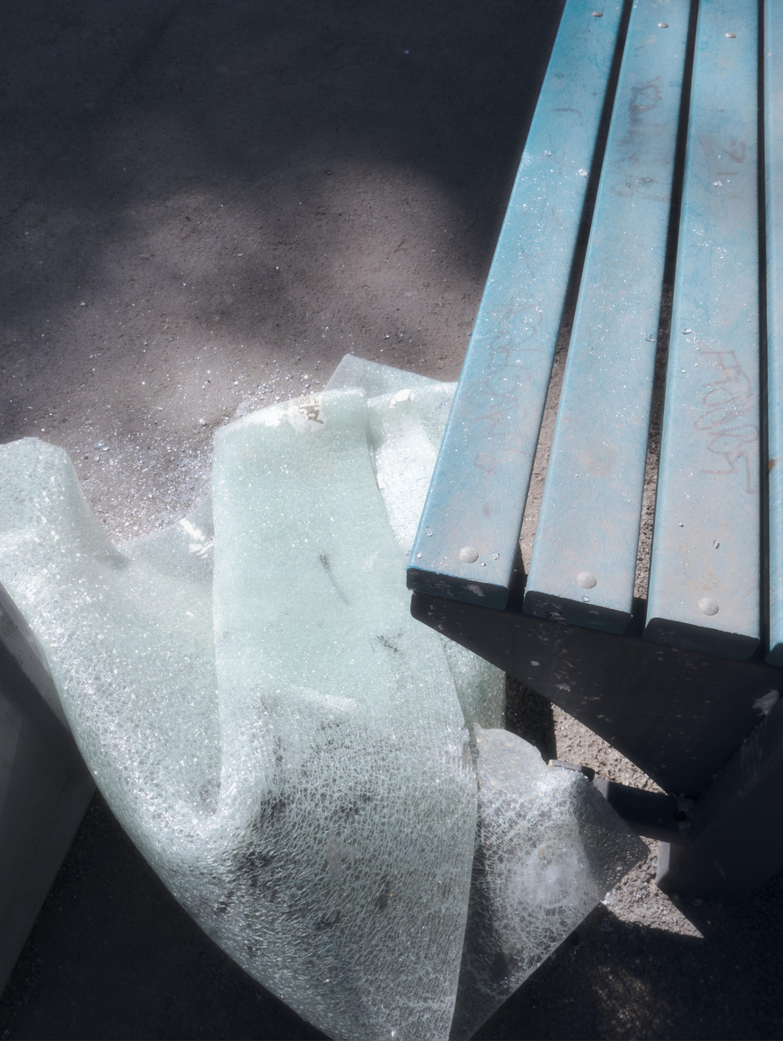 Стеклянная паутина