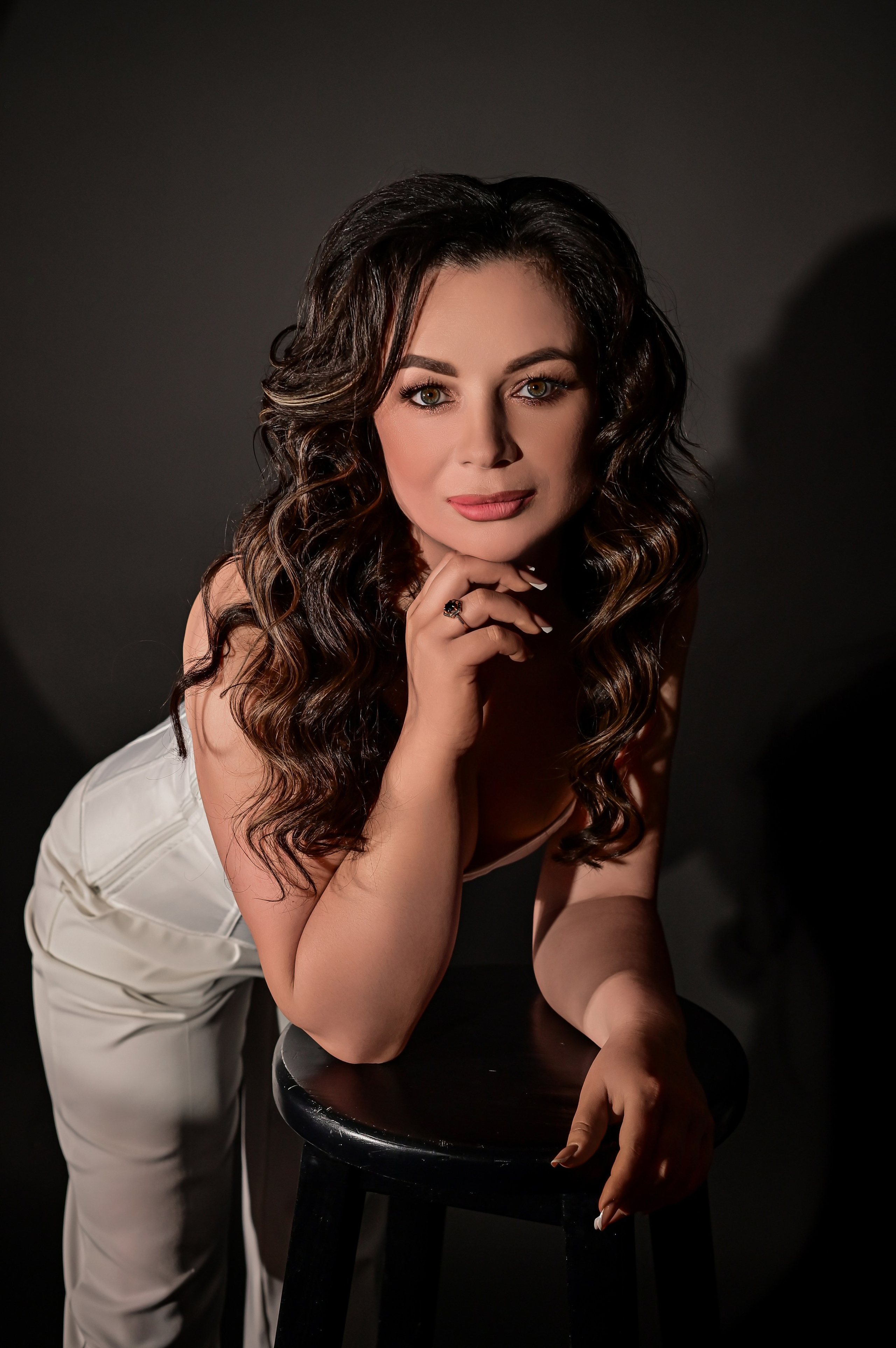 Фоновая студия. Семейный и свадебный фотограф в Донецке Донская Анастасия