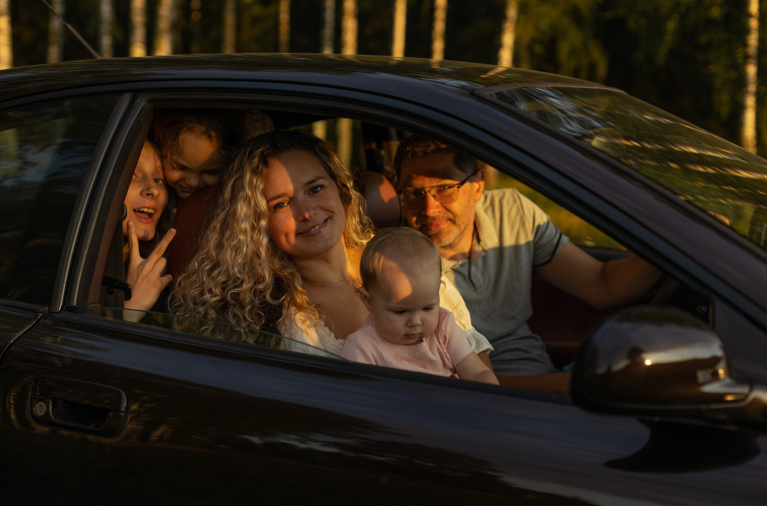 Евгений с семьей. Главная