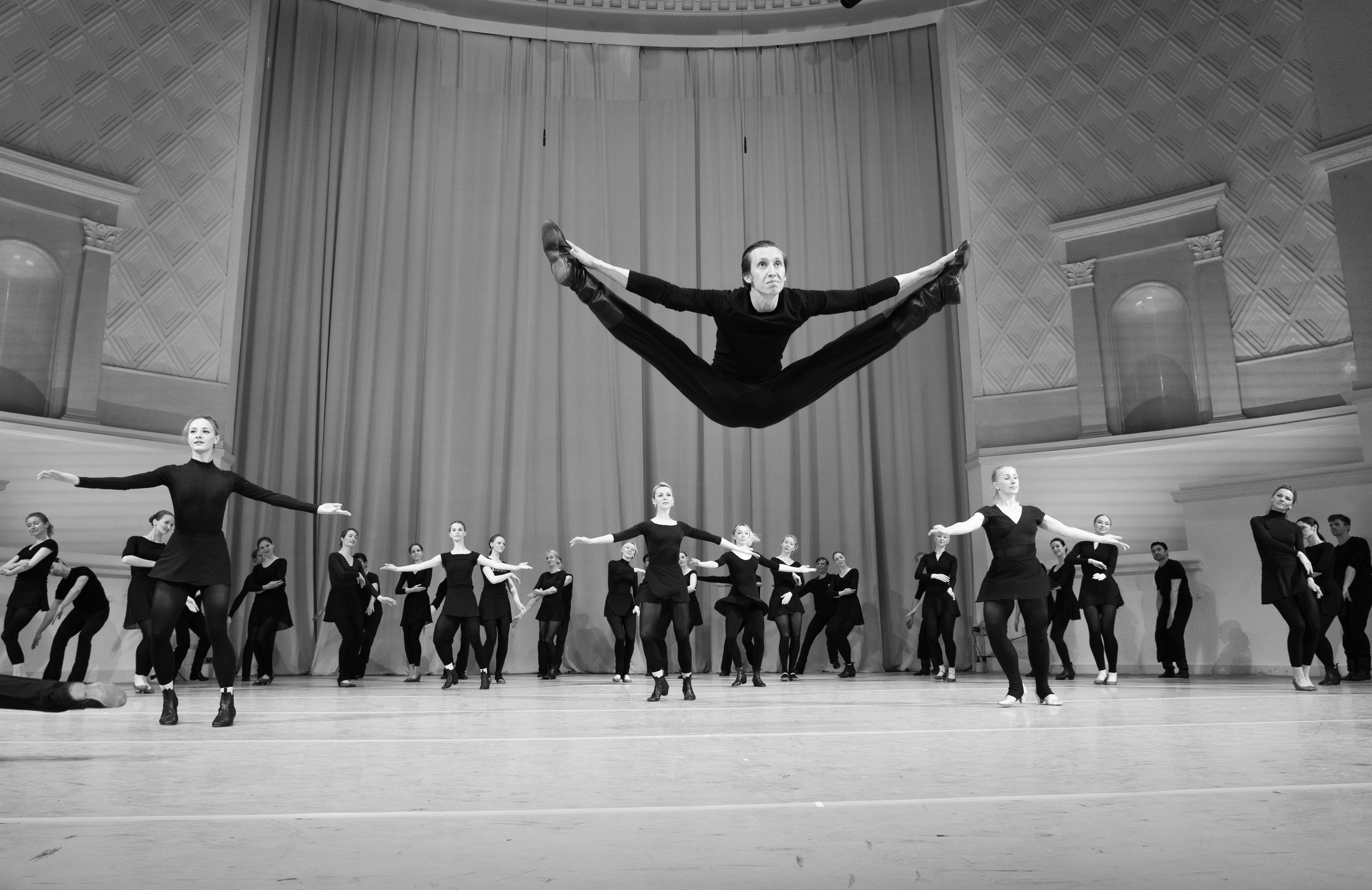 Ансамбль «Берёзка» им. Н. С. Надеждиной. Фотограф Николай Костюк