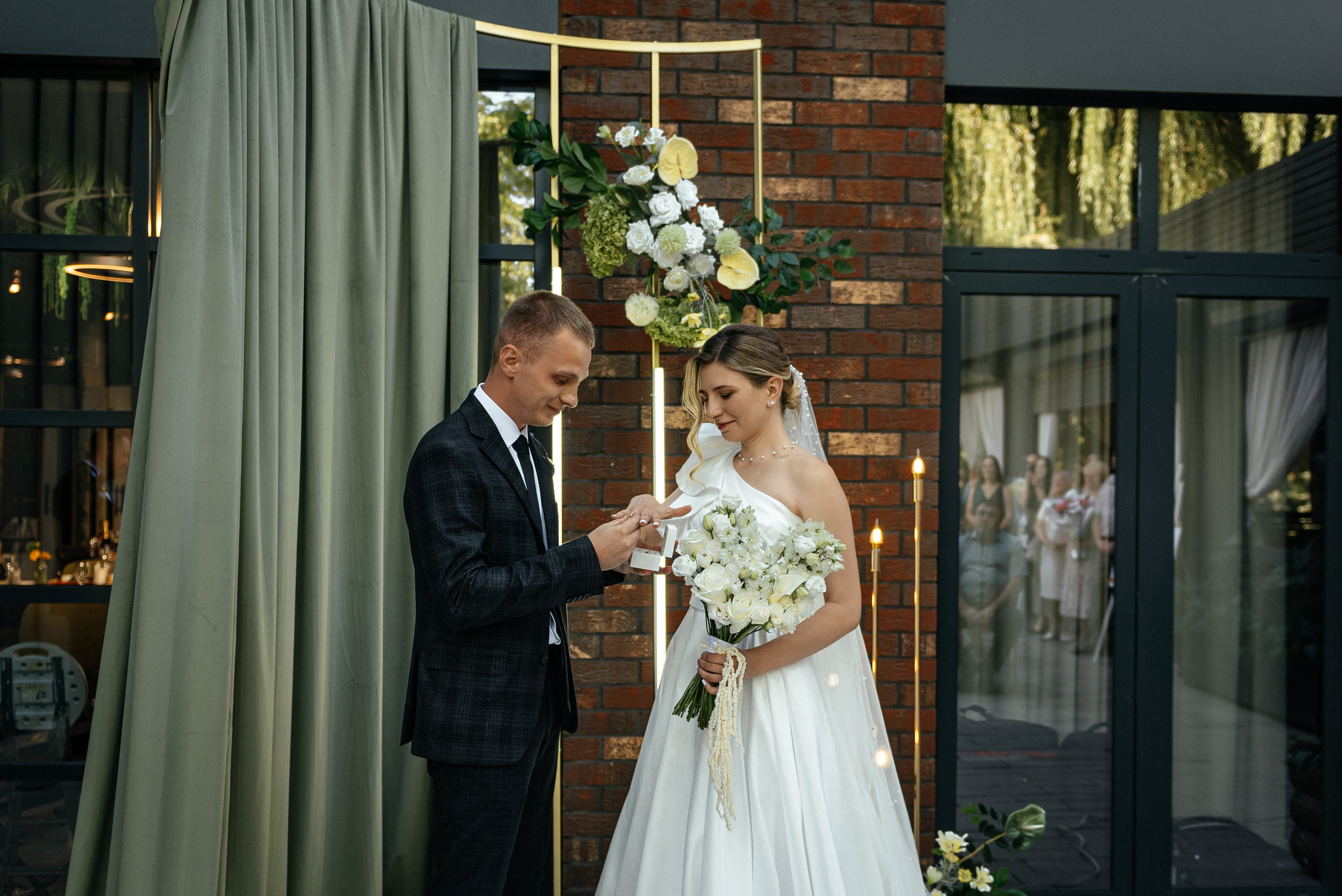 Артем и Алина. Свадебный и семейный фотограф в Алексеевке Марина Купреева