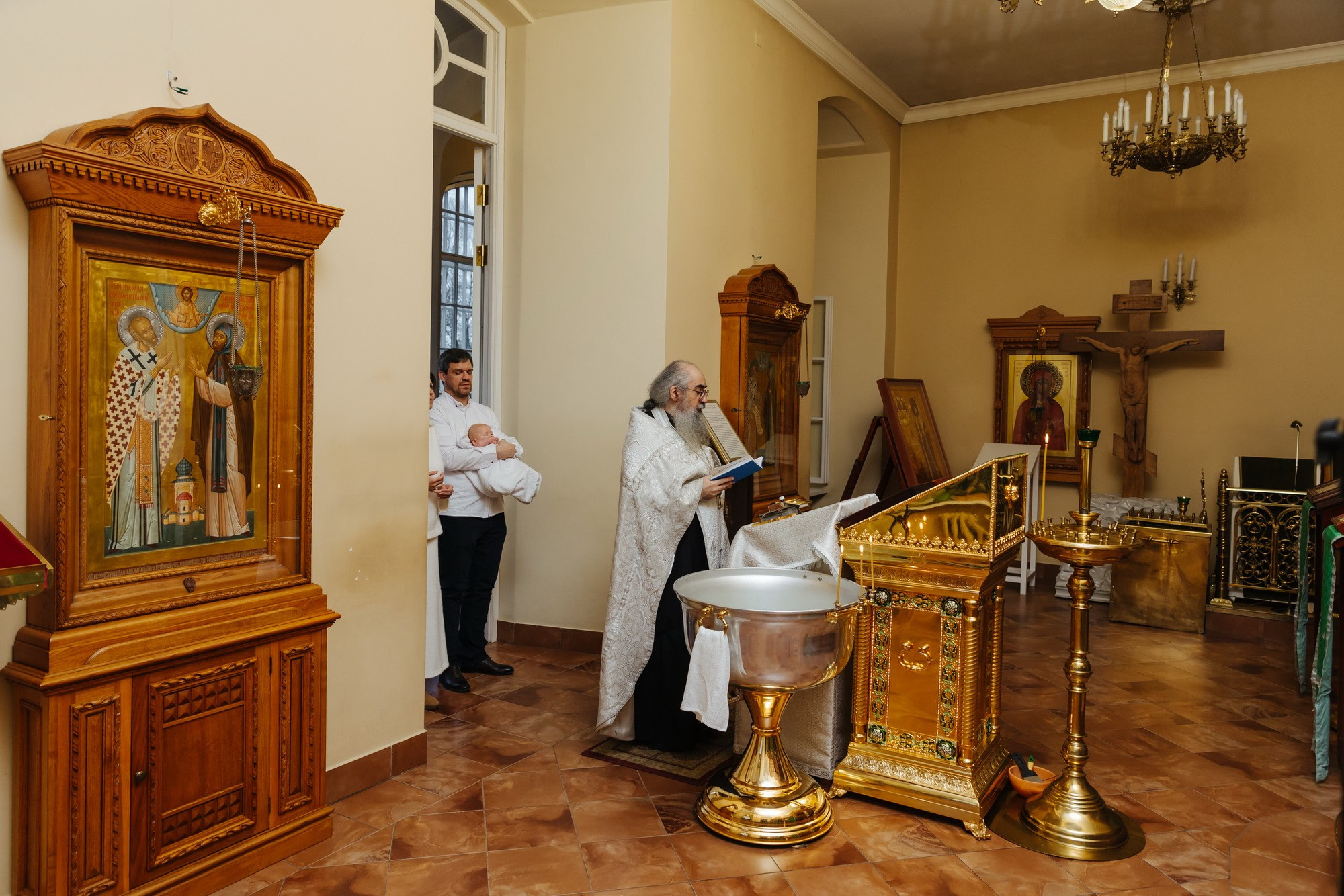 фотограф на крещение санкт петербург, справка о беседе перед крещением, сколько стоит крещение спб, лучшие храмы для крещения, крещение ребенка в спб цены, пушкин церковь узнать про крестины что нужно, что нельзя делать перед крещением, лучшие храмы для крещения, санкт петербург фотограф, крестить без крестных, всего один крестный, имя для крещения малыша