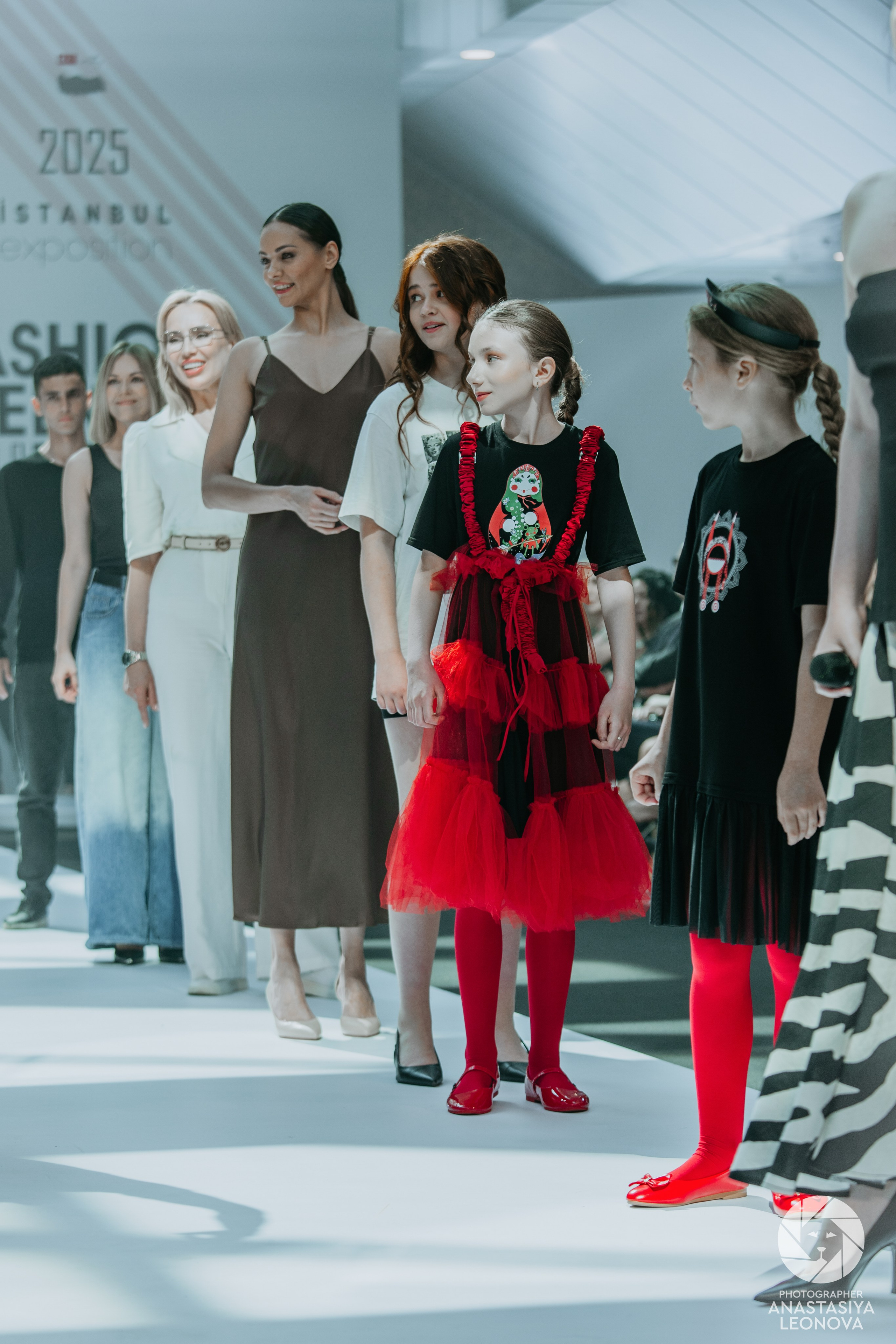 Fashion Week Türkiye [spring, 2025]. Anastasia Leonowa