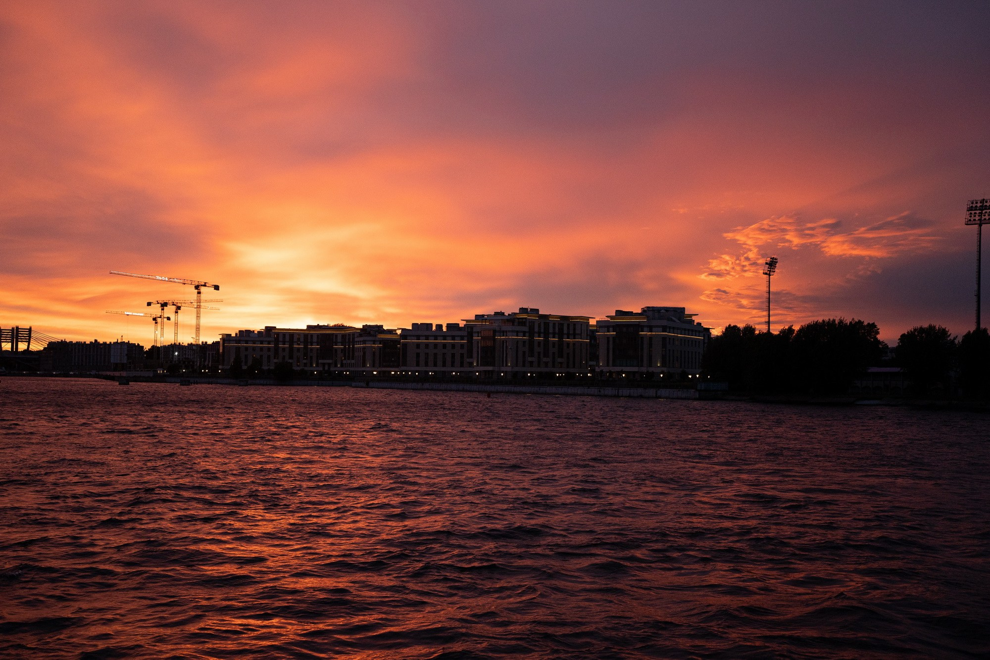 Прогулки на теплоходе. Фотограф Сергей Лукьяненко