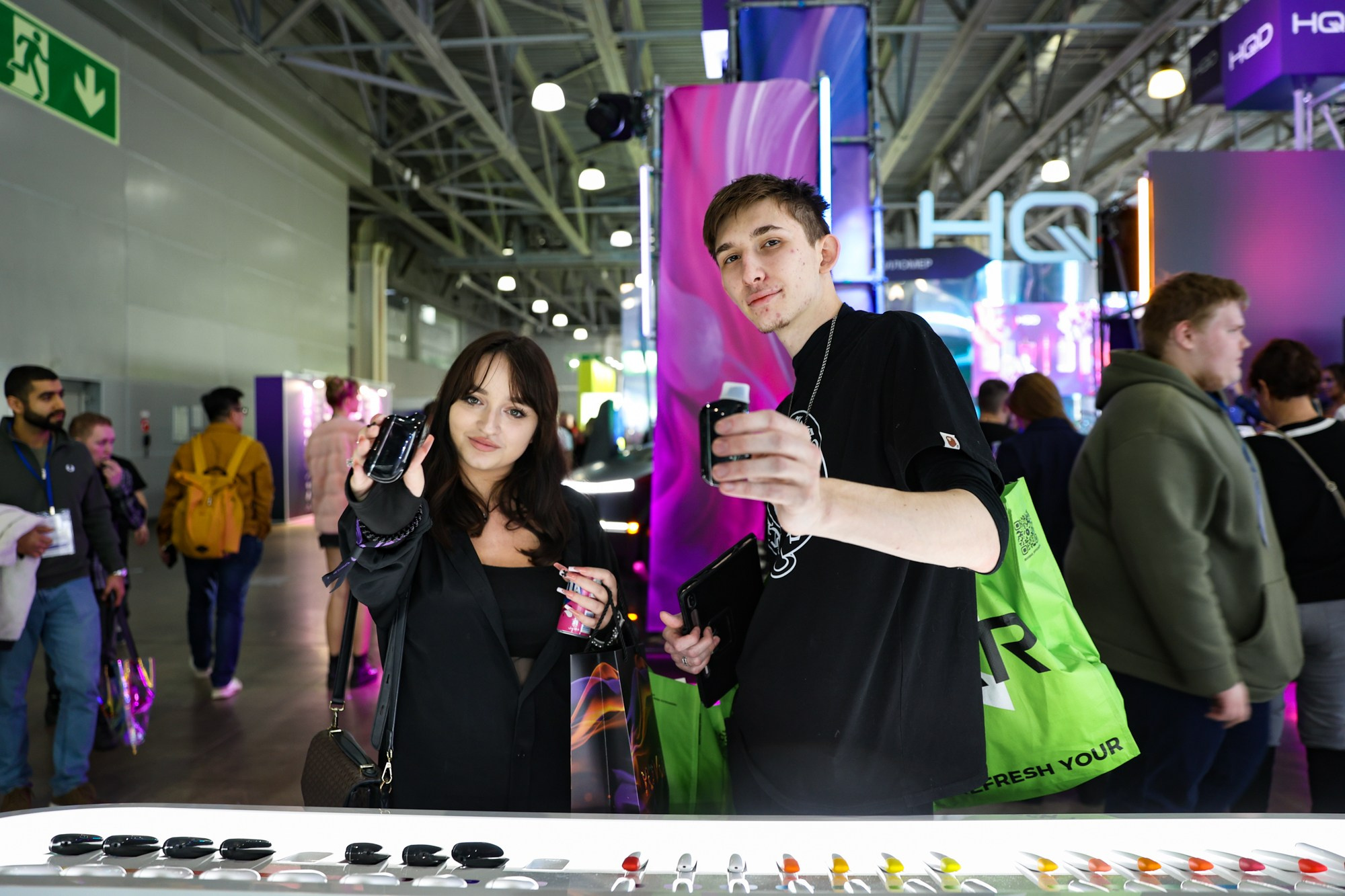 Стенд PLONQ на Vape Club Show. Фотограф Дарья Попова