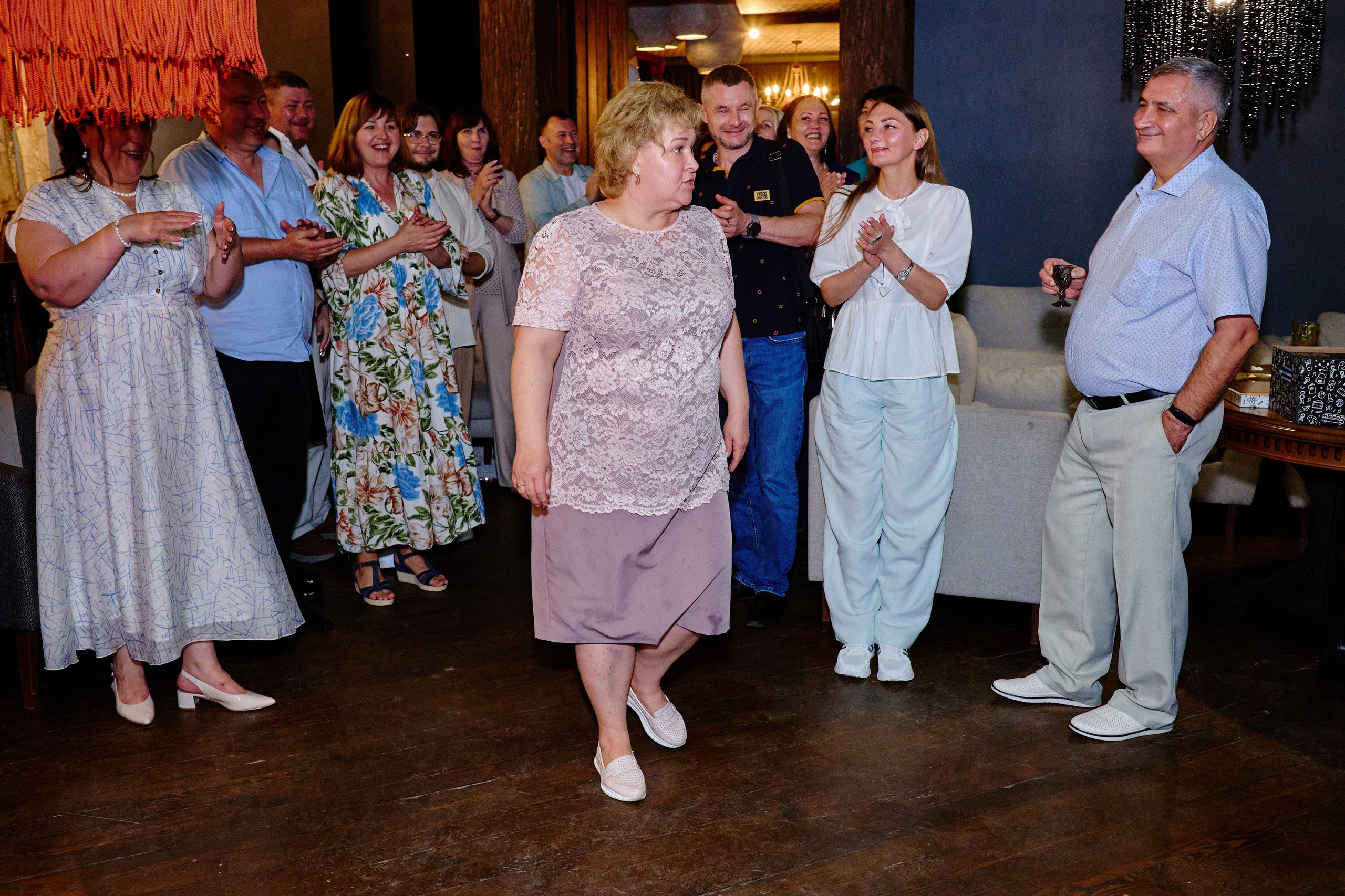 Выпускной 35 Сош. Фотограф Выпускные альбомы Таганрог Сергей Коробченко