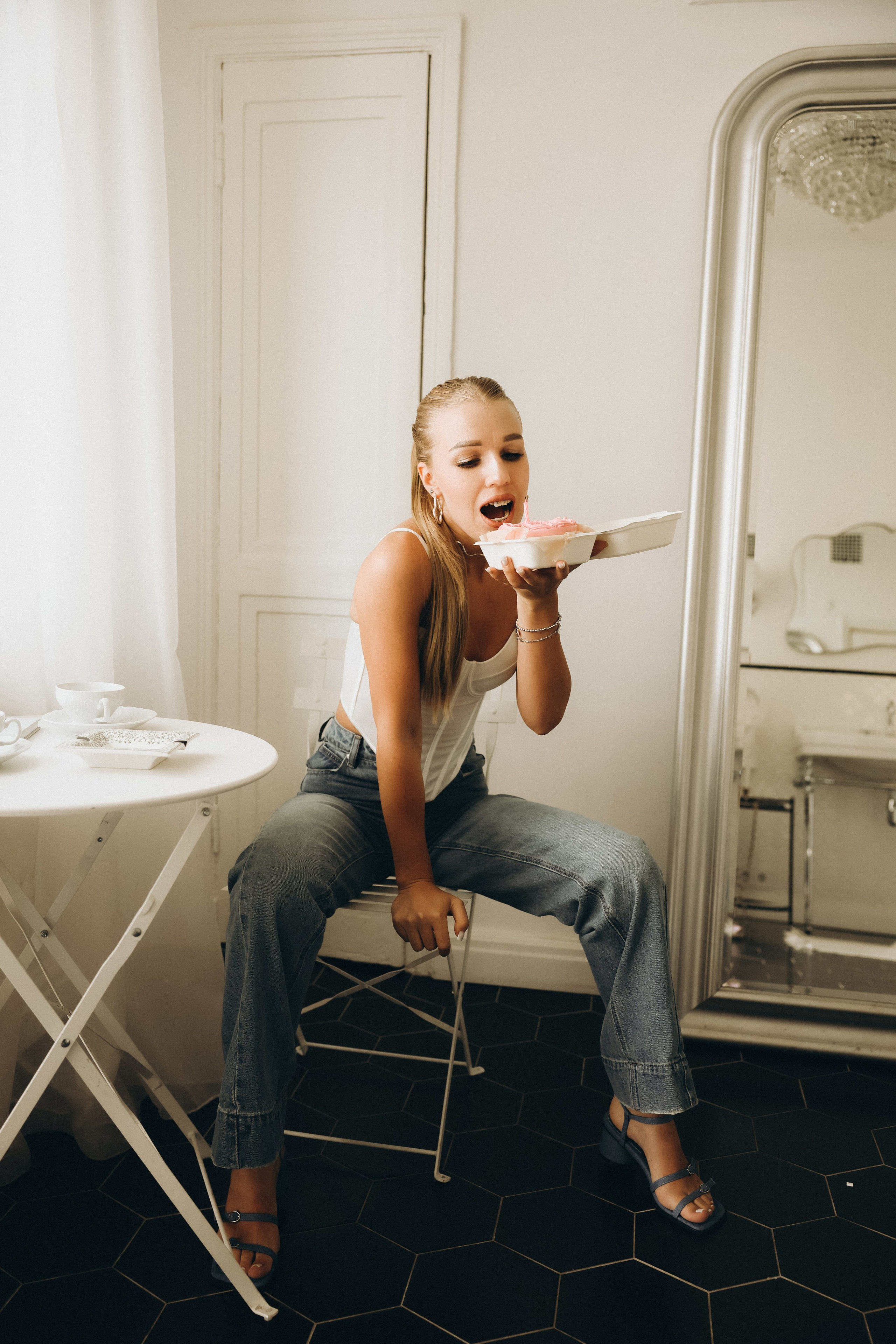 SASHA 13 point balcon. Kharchenkotatianaweddingphoto