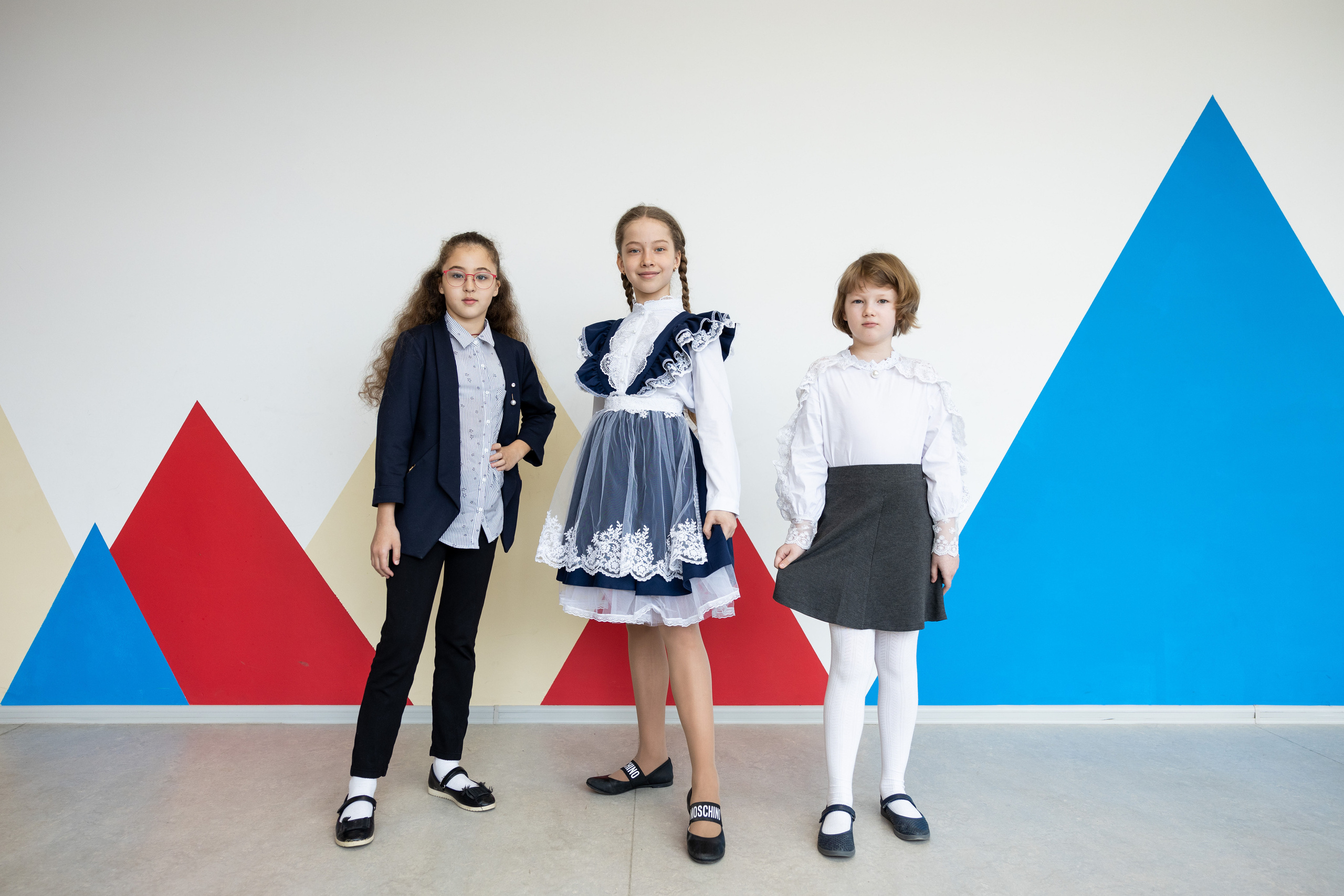 4-й класс в школе, Милена. Выпускные фотоальбомы в Коломне. Валерий и Светлана Щавелевы