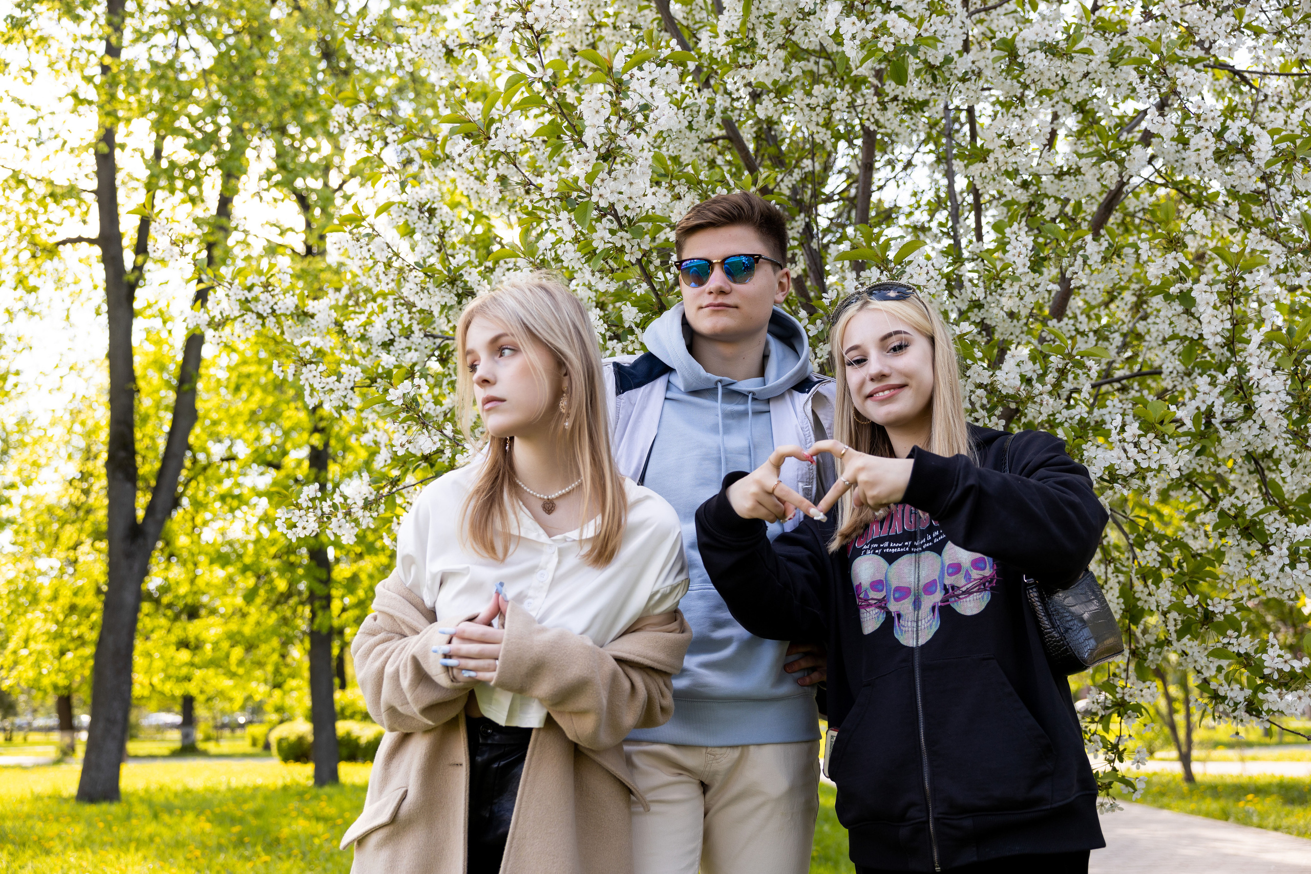 Мария. Фотосессия для 9-го класса. Выпускные фотоальбомы в Коломне. Валерий и Светлана Щавелевы