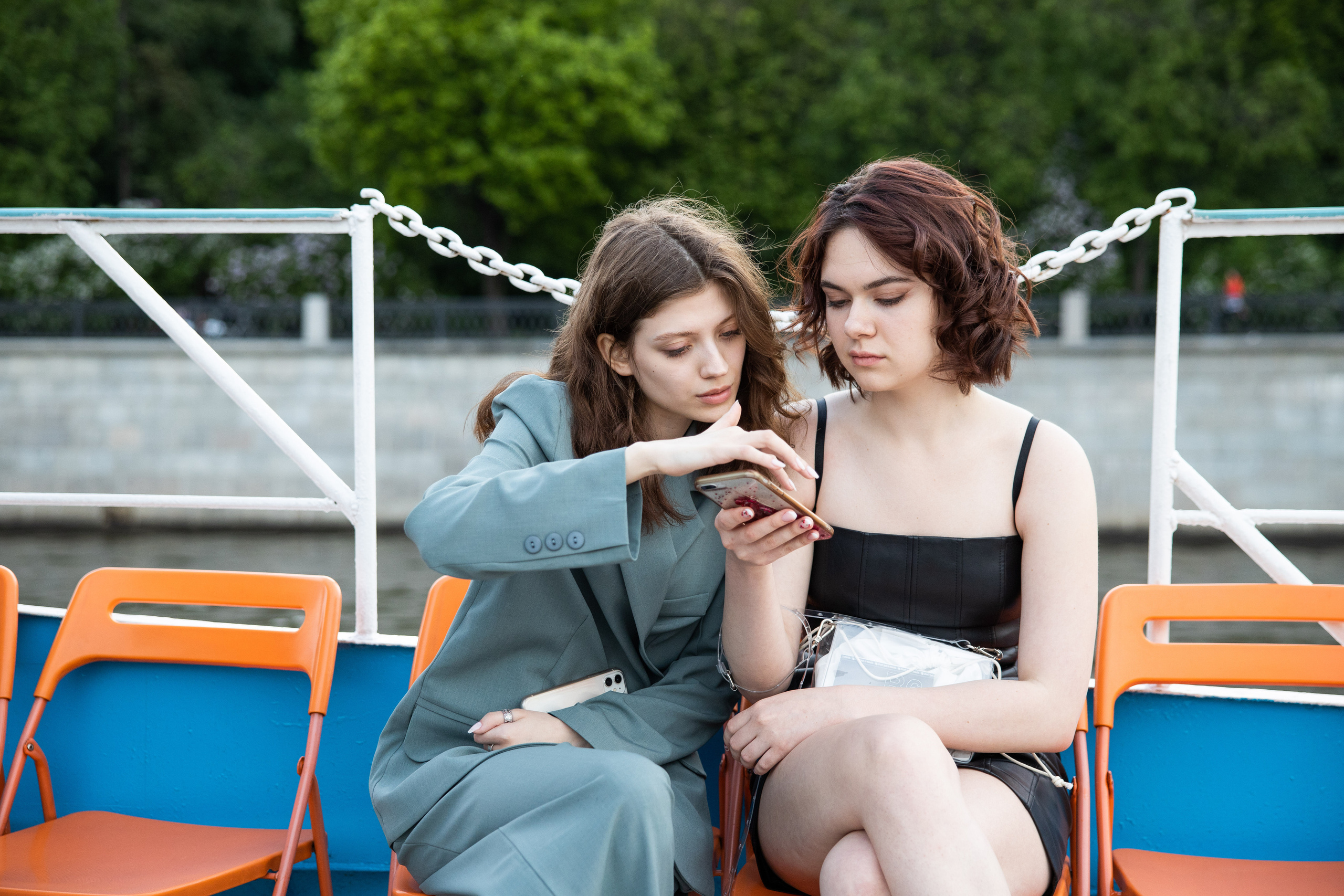 София, фотосессия одиннадцатиклассницы. Выпускные фотоальбомы в Коломне. Валерий и Светлана Щавелевы