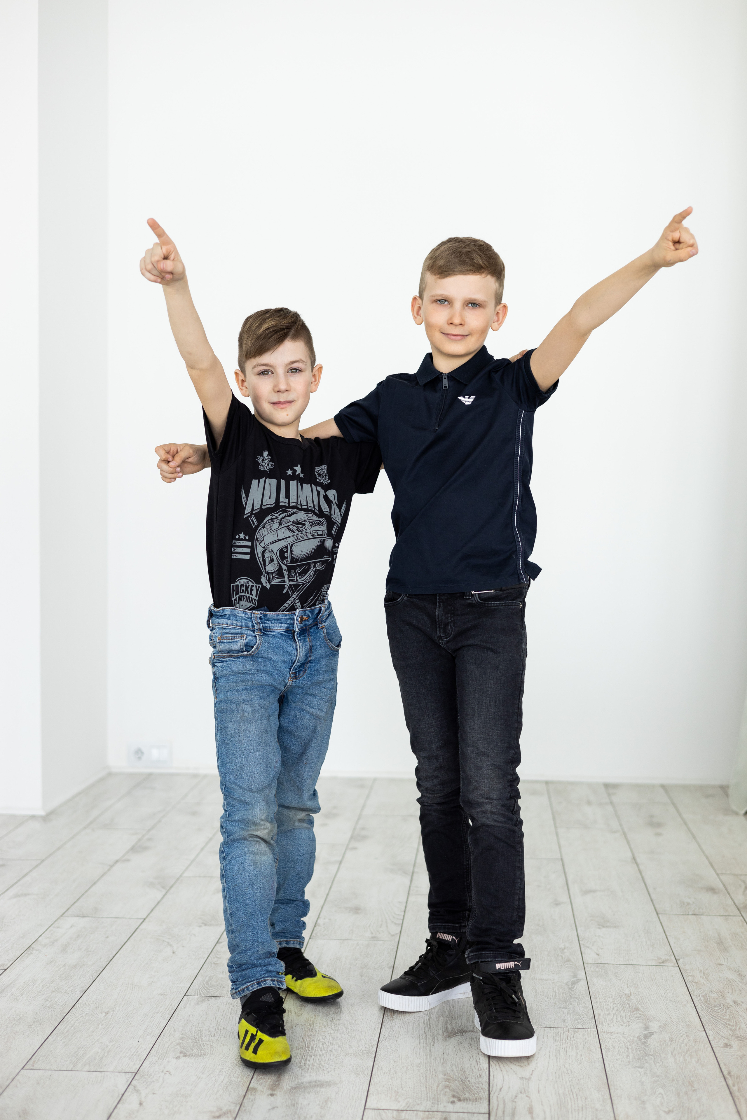 Два школьника из города Коломна.