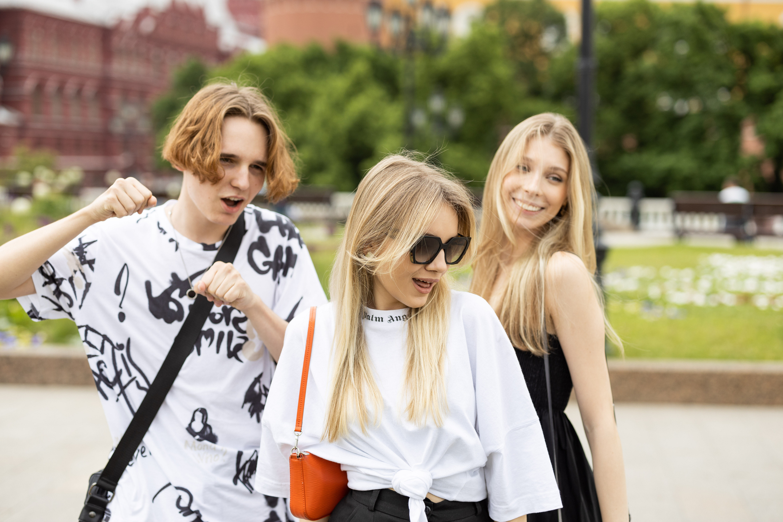 Анастасия, фотосессия для школьного альбома. Выпускные фотоальбомы в Коломне. Валерий и Светлана Щавелевы