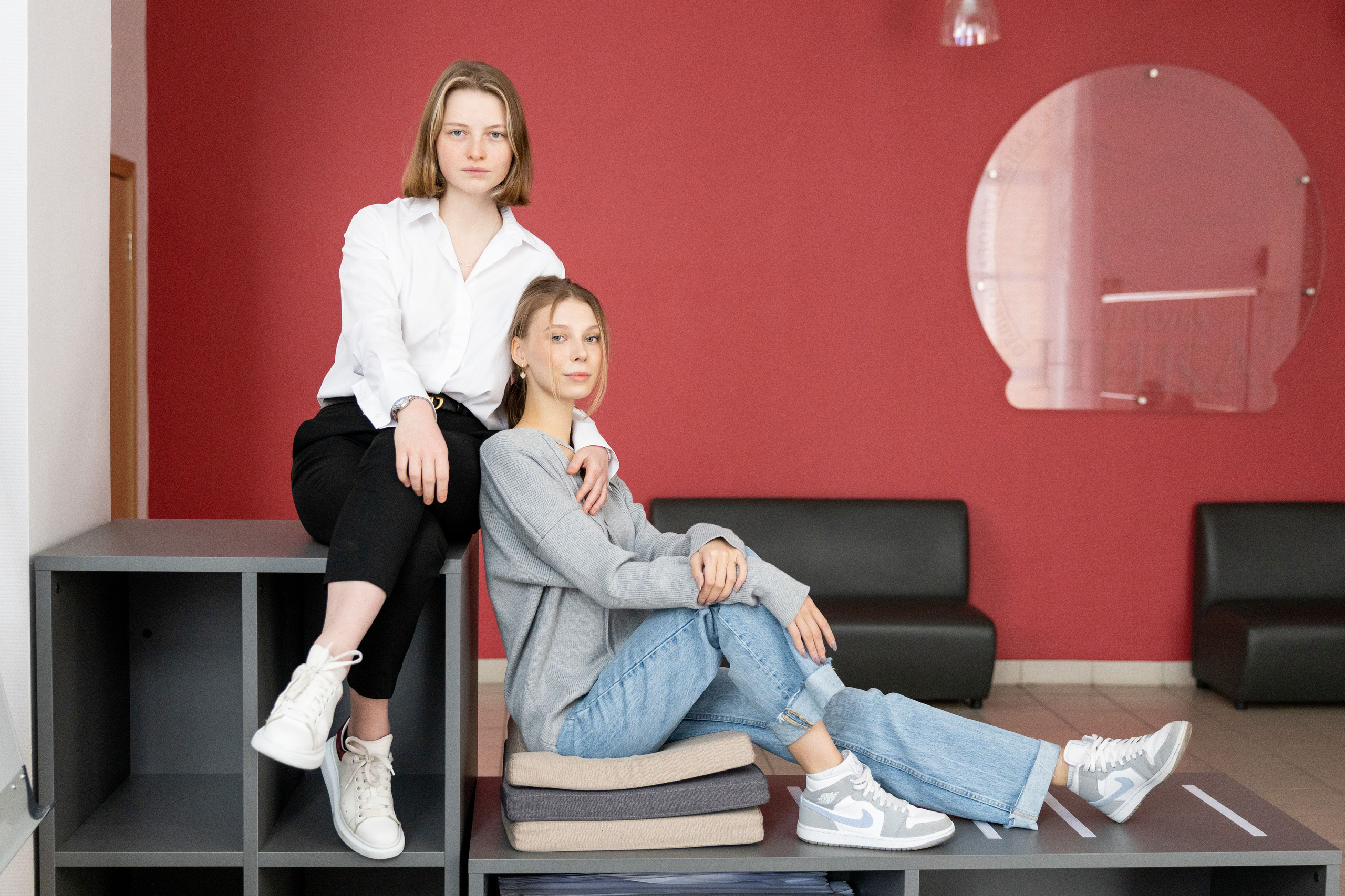 Анастасия, фотосессия для школьного альбома. Выпускные фотоальбомы в Коломне. Валерий и Светлана Щавелевы