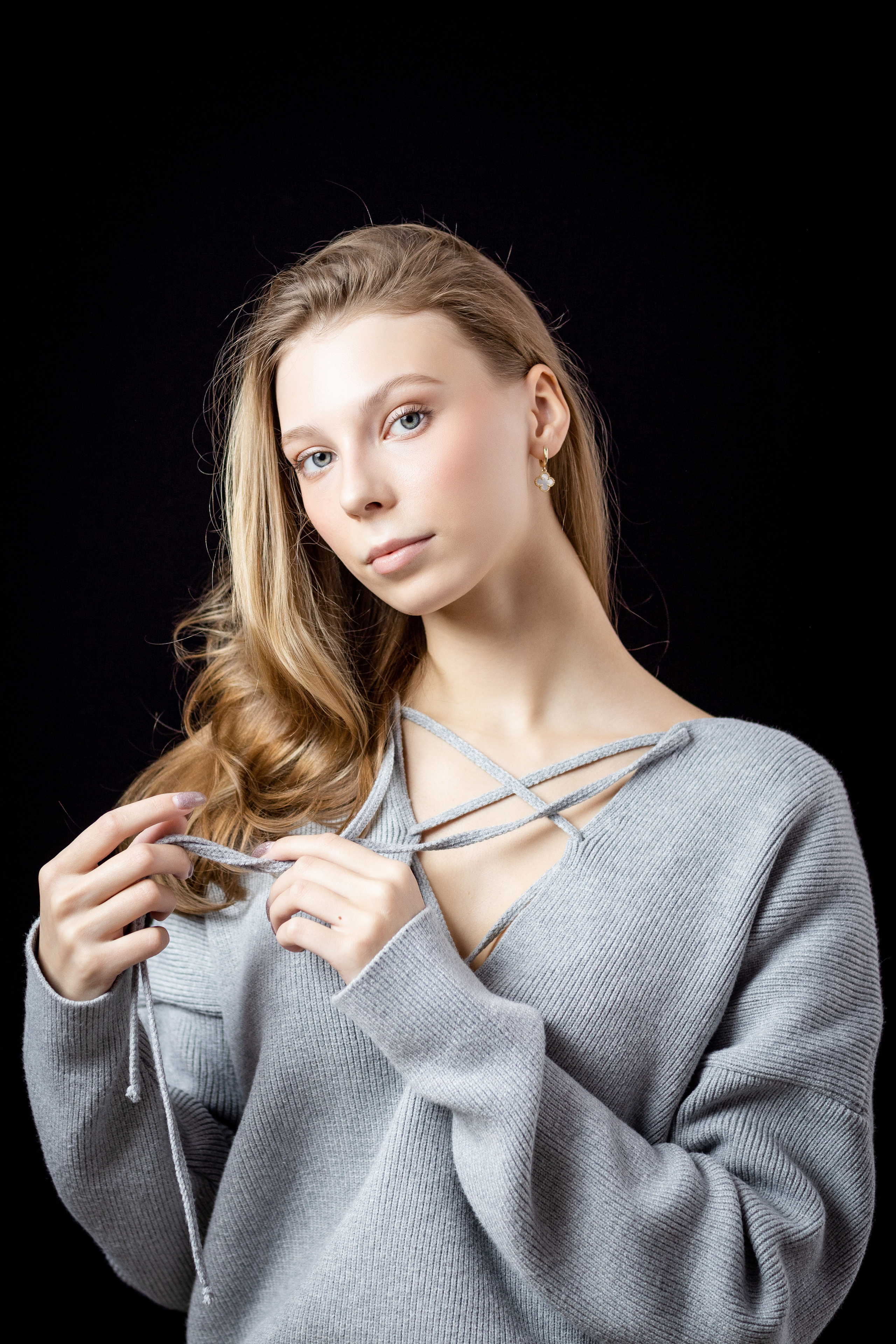 Анастасия, фотосессия для школьного альбома. Выпускные фотоальбомы в Коломне. Валерий и Светлана Щавелевы