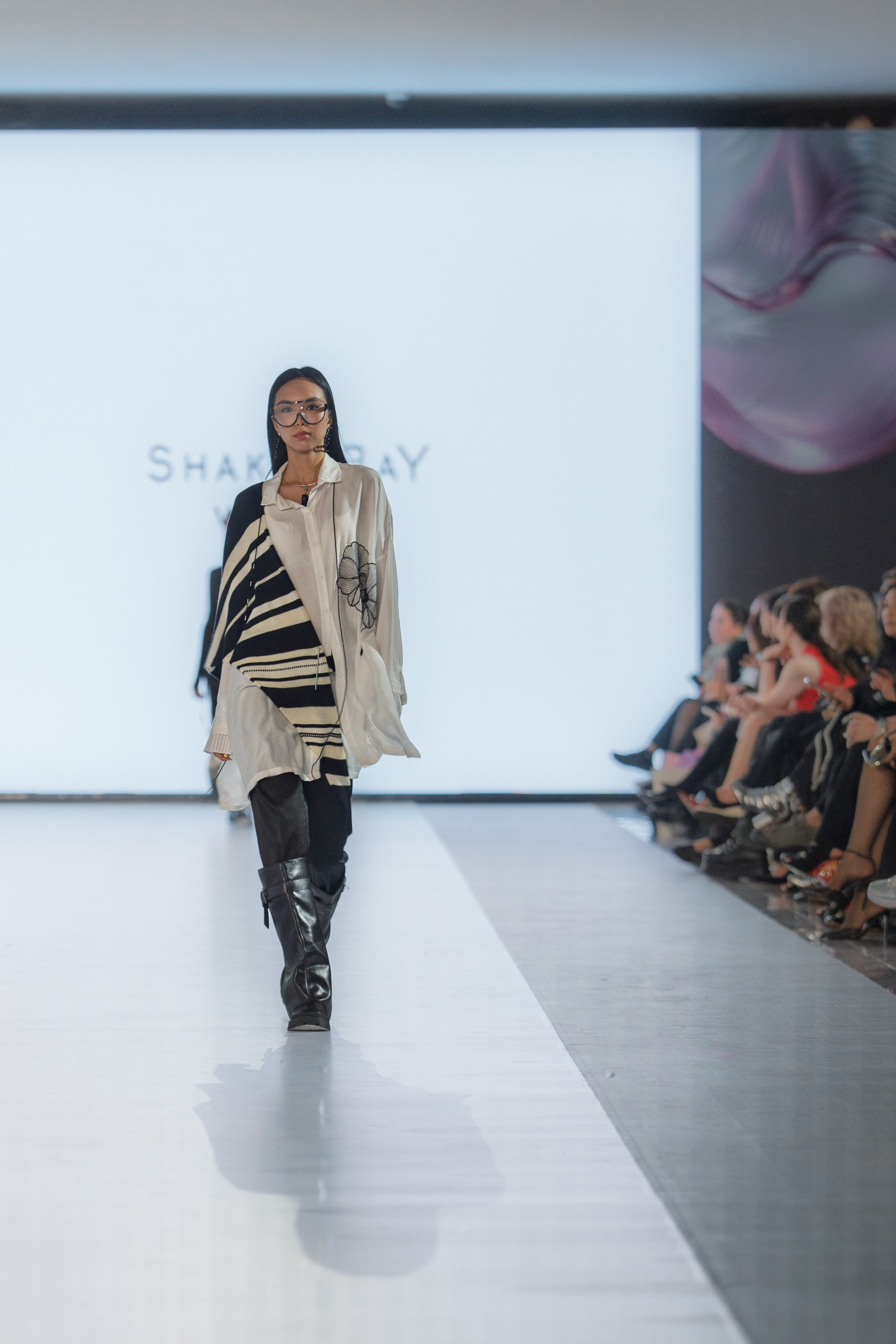 Shakerbay Vita Nova. Сайт Алматинского НЮ АРТ, будуар и фэшн фотографа Дениса Карпенко