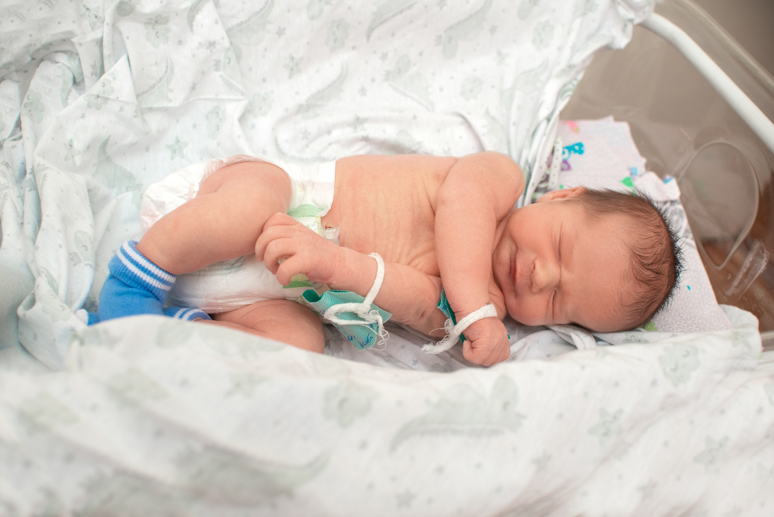 Выписка Захара 1РД. Семейный фотограф на выписку из роддома и крещение Минск Настя Гришук