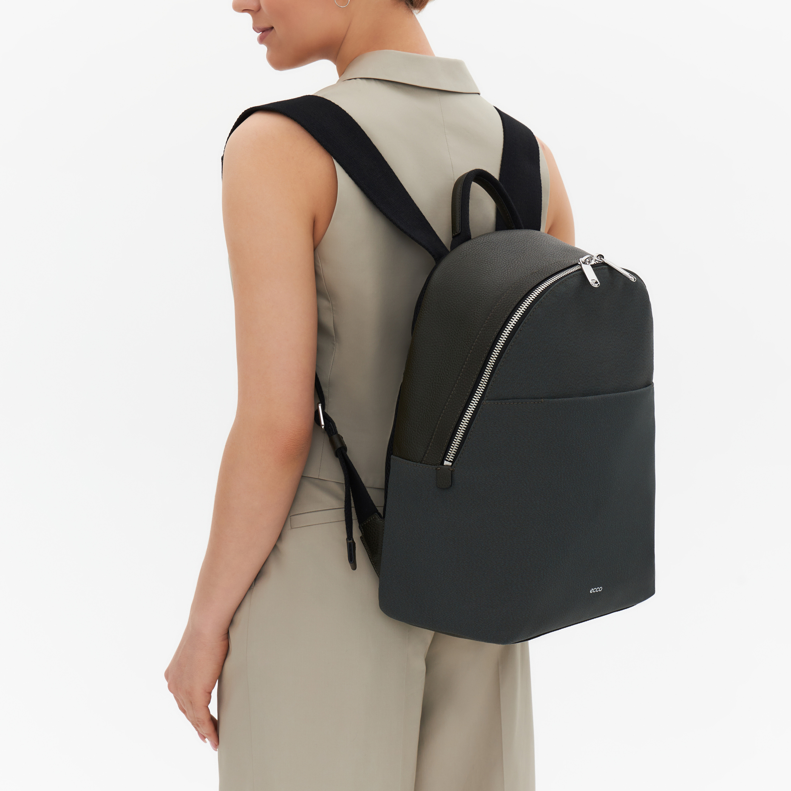 ECOM ELU april'23. Fashion фотограф в Москве Алиса Деко