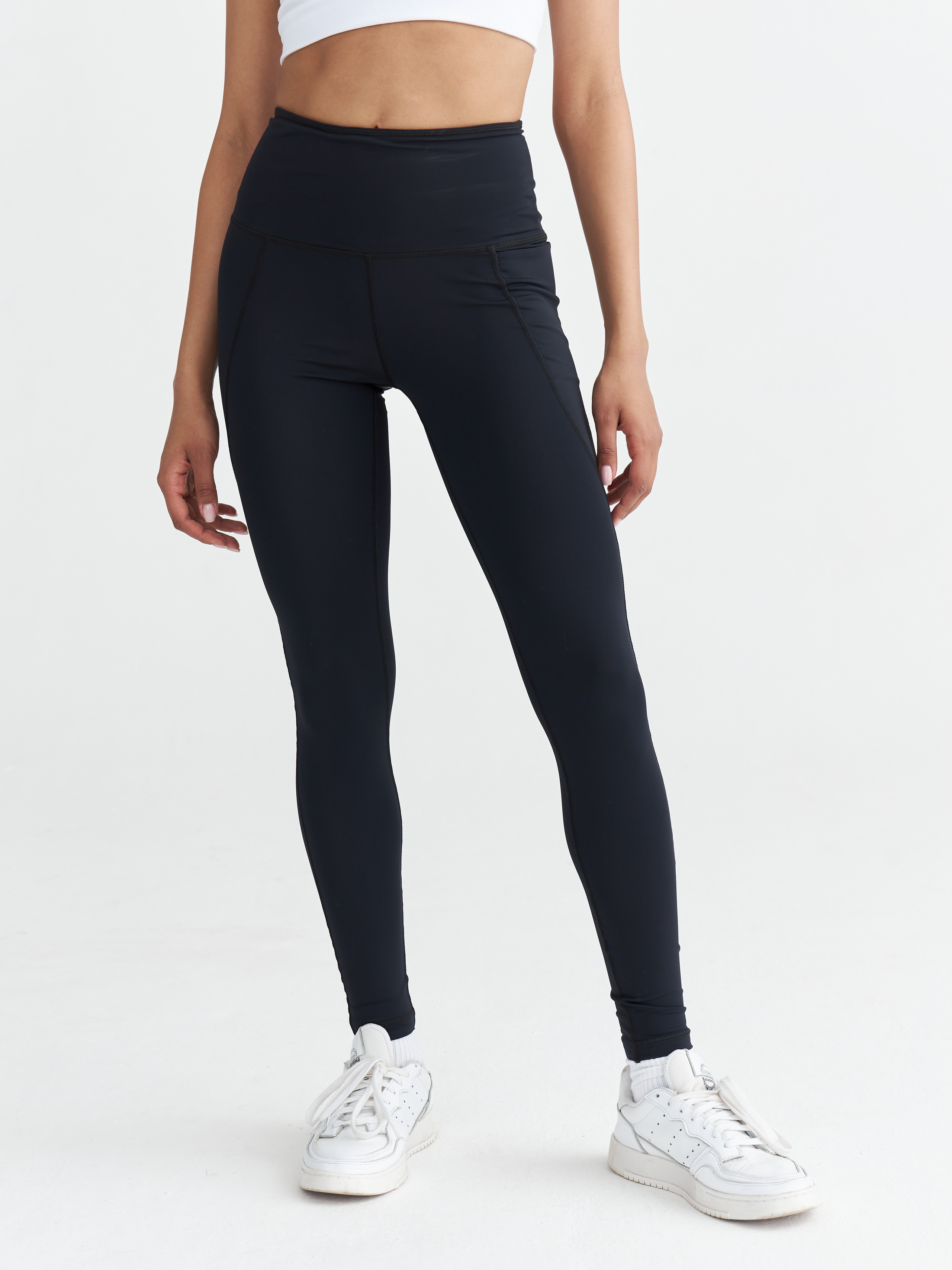 Valeri Vi may'23. Fashion фотограф в Москве Алиса Деко