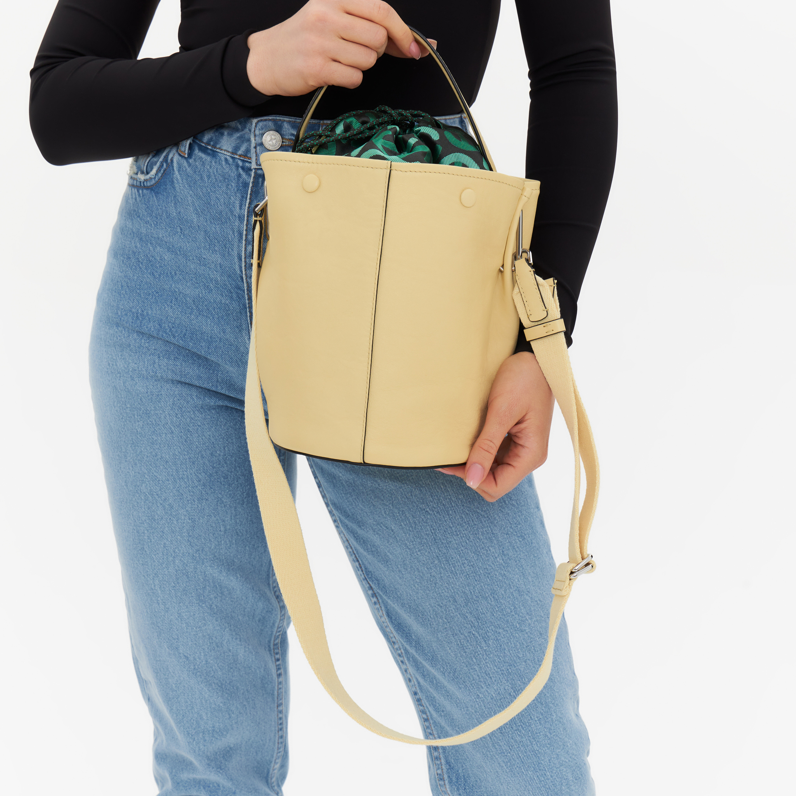 ECOM ELU april'23. Fashion фотограф в Москве Алиса Деко