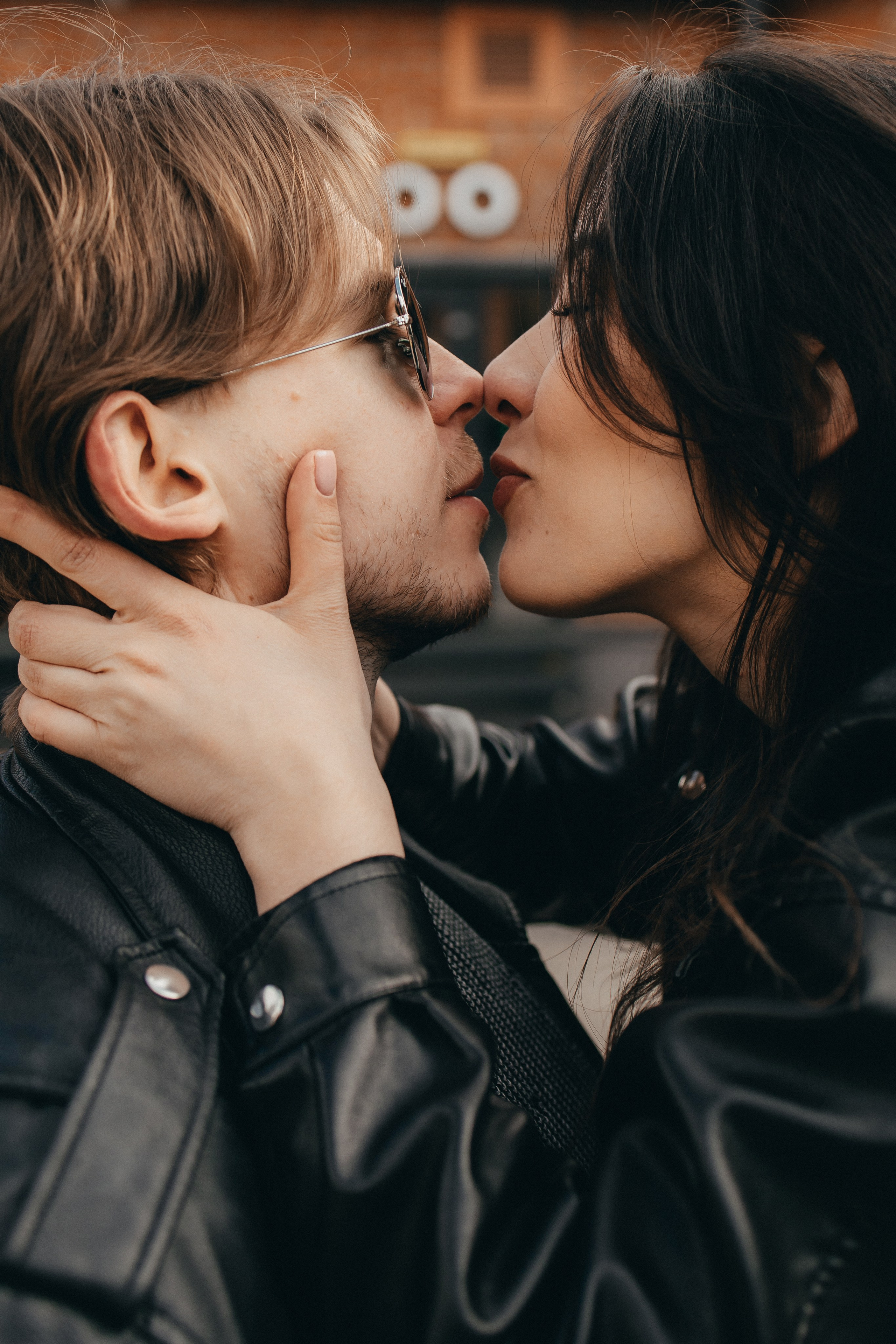 Лавстори в городе (Хлебозавод). Семейный фотограф в Москве, Щелково, Фрязино _ Виктория Степанова