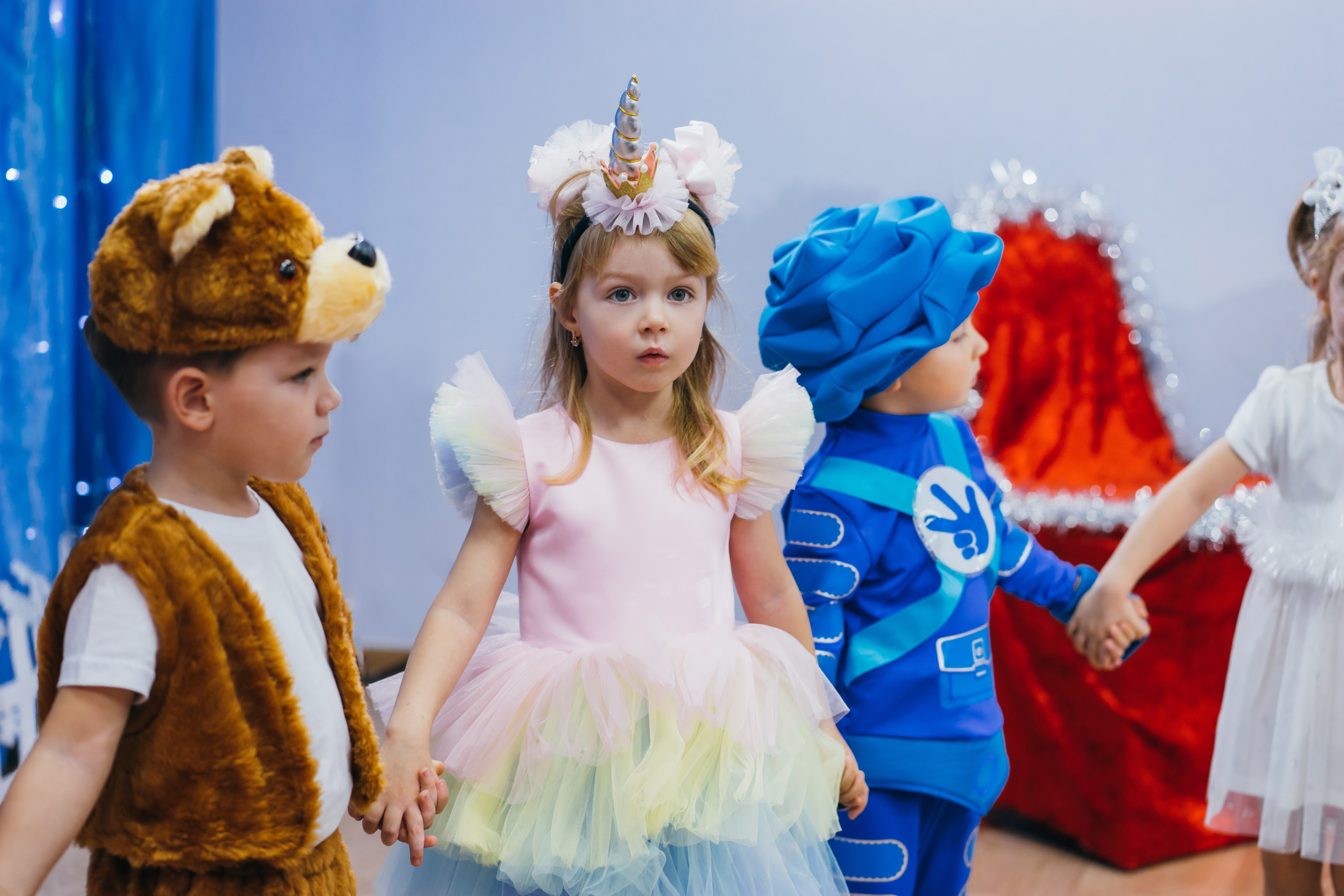 Новогодний утренник в детском саду. Профессиональный фотограф Геленджик, Новоросийск Виктория Цейс