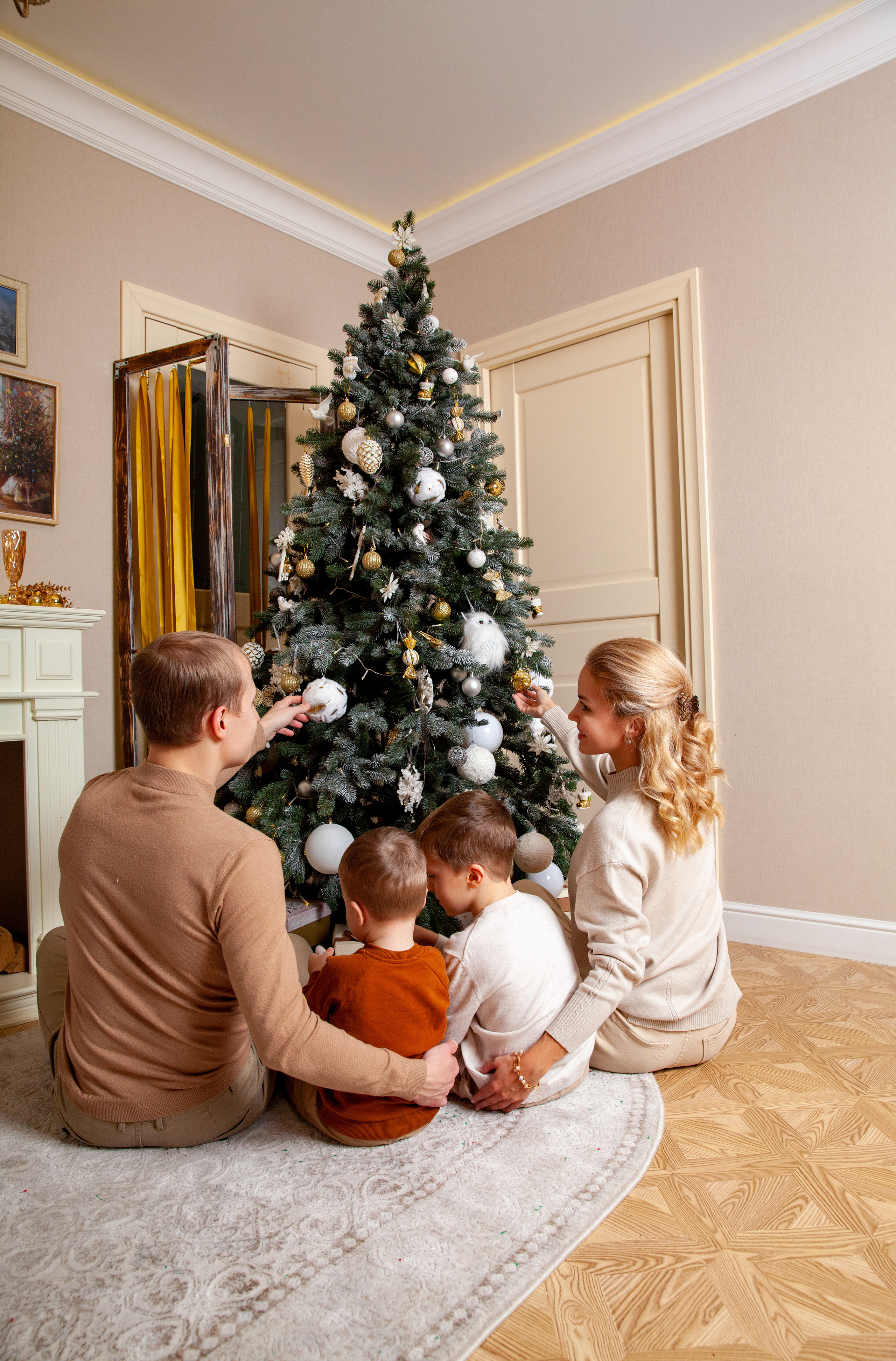 Новогодняя семейная фотосессия. Фотограф в Железнодорожном и Балашихе