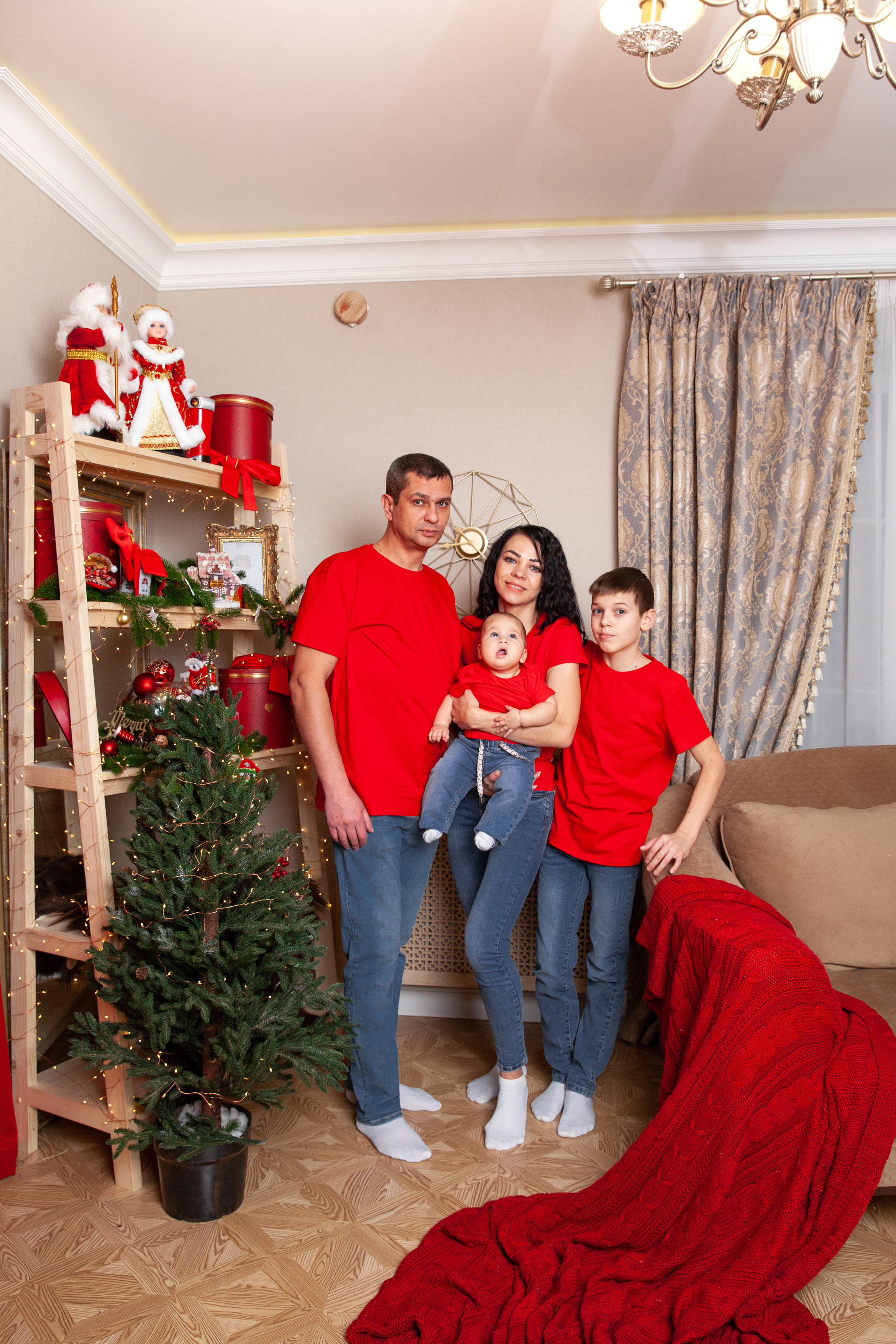 Анна. Новогодняя семейная фотосессия. Фотограф в Железнодорожном и Балашихе