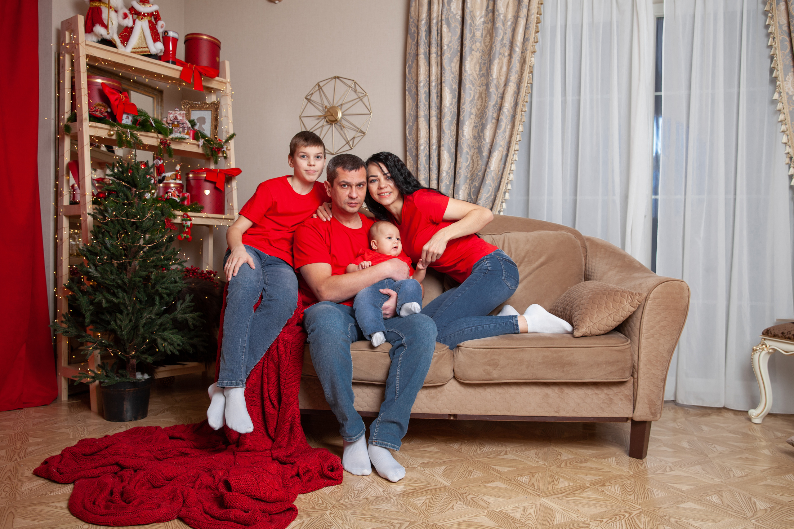 Анна. Новогодняя семейная фотосессия. Фотограф в Железнодорожном и Балашихе