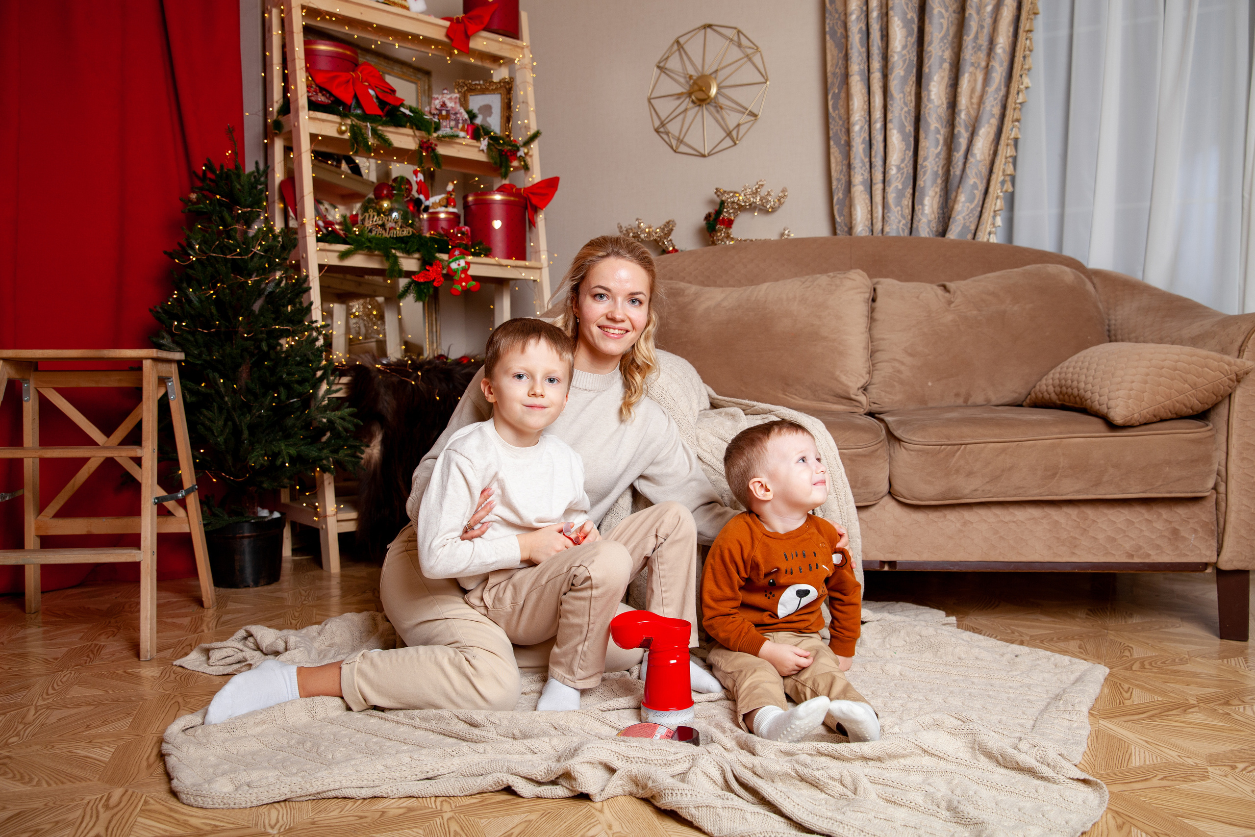 Новогодняя семейная фотосессия. Фотограф в Железнодорожном и Балашихе