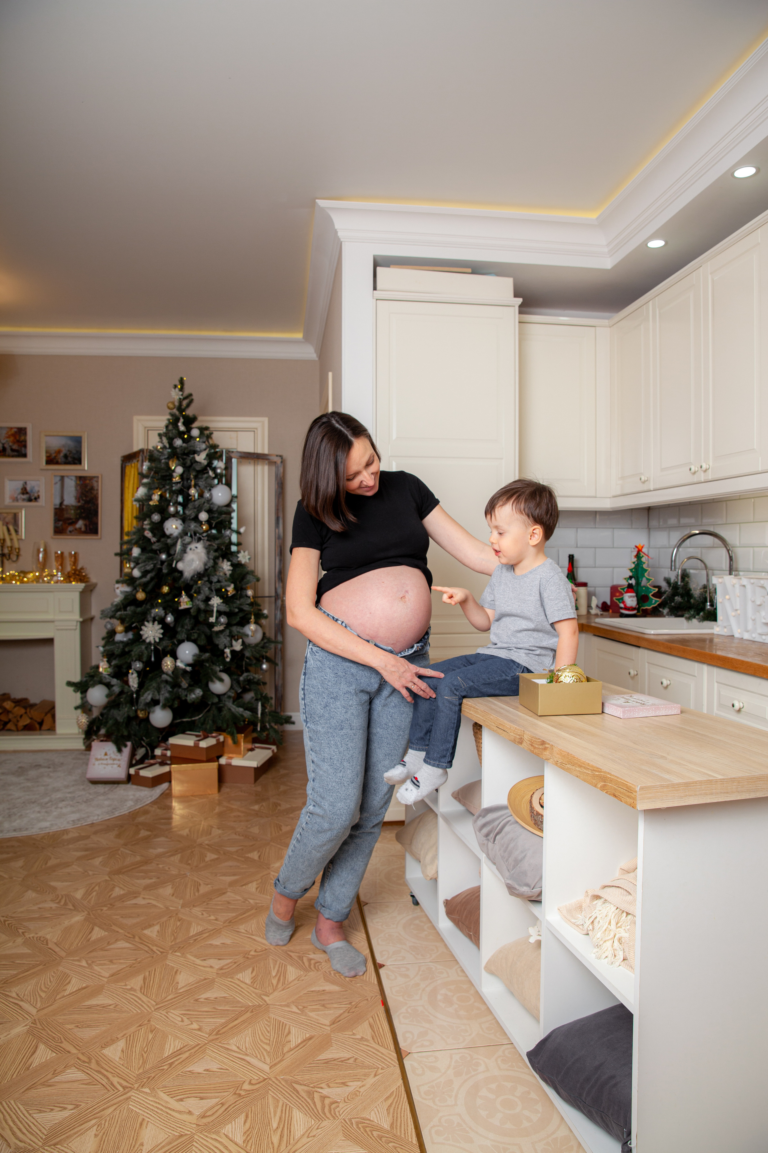 Новогодняя фотосессия беременности для Светланы. Фотограф в Железнодорожном и Балашихе